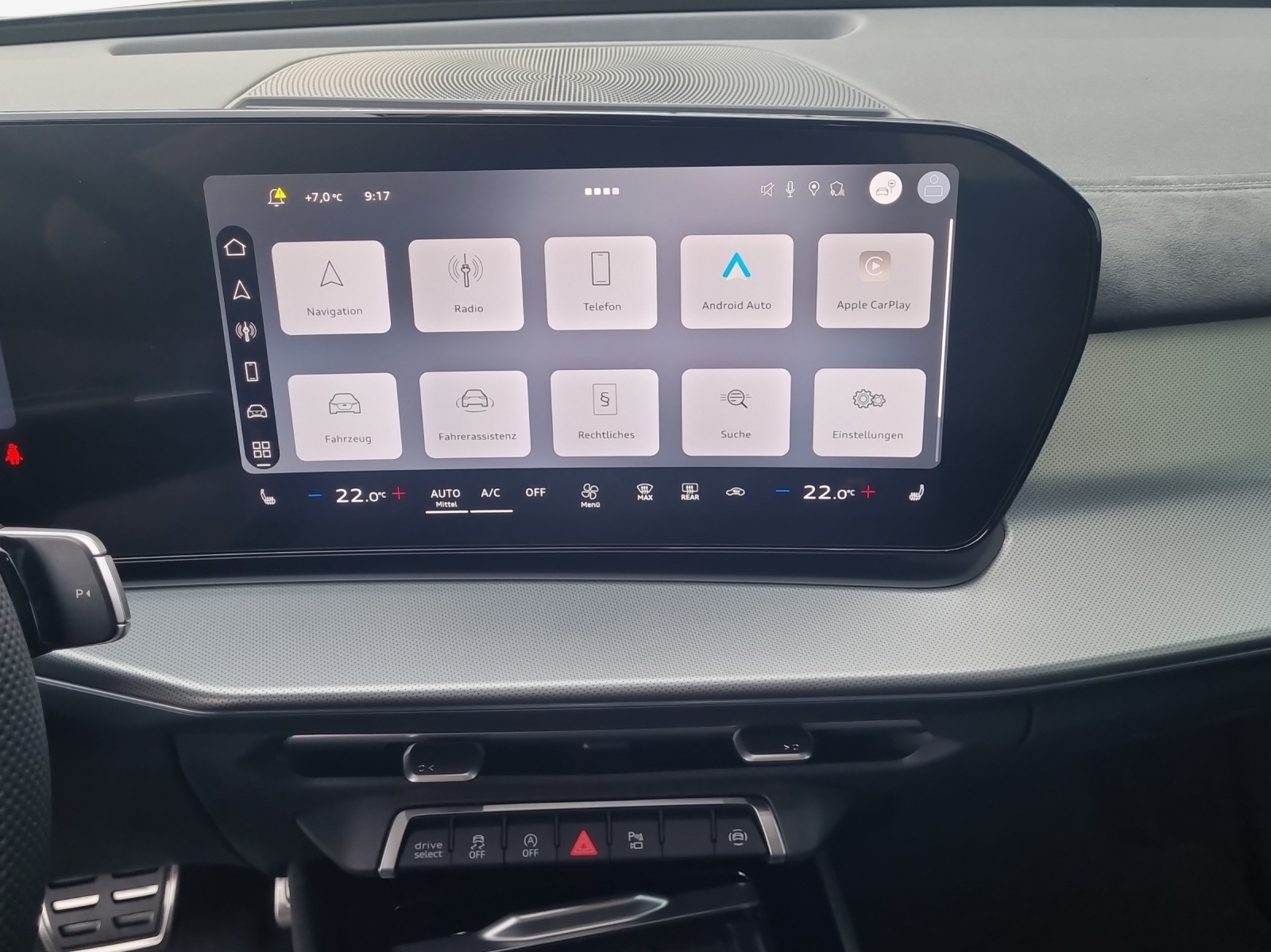 AUDI Q3 SUV TFSI quattro 195 kW S tronic-image-10