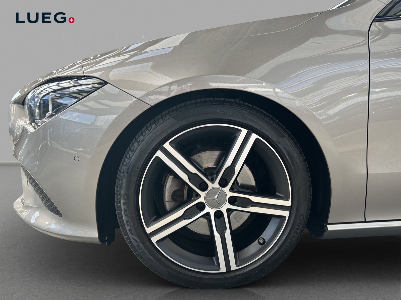 MERCEDES-BENZ CLA Shooting Brake 200 Progressive 7G-DCT-image-6