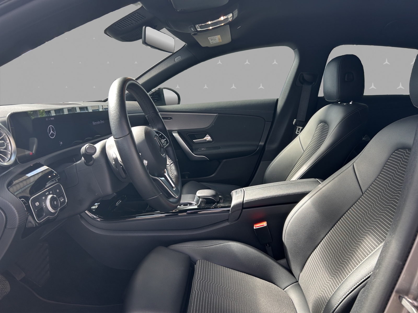 MERCEDES-BENZ CLA Shooting Brake 200 Progressive 7G-DCT-image-7