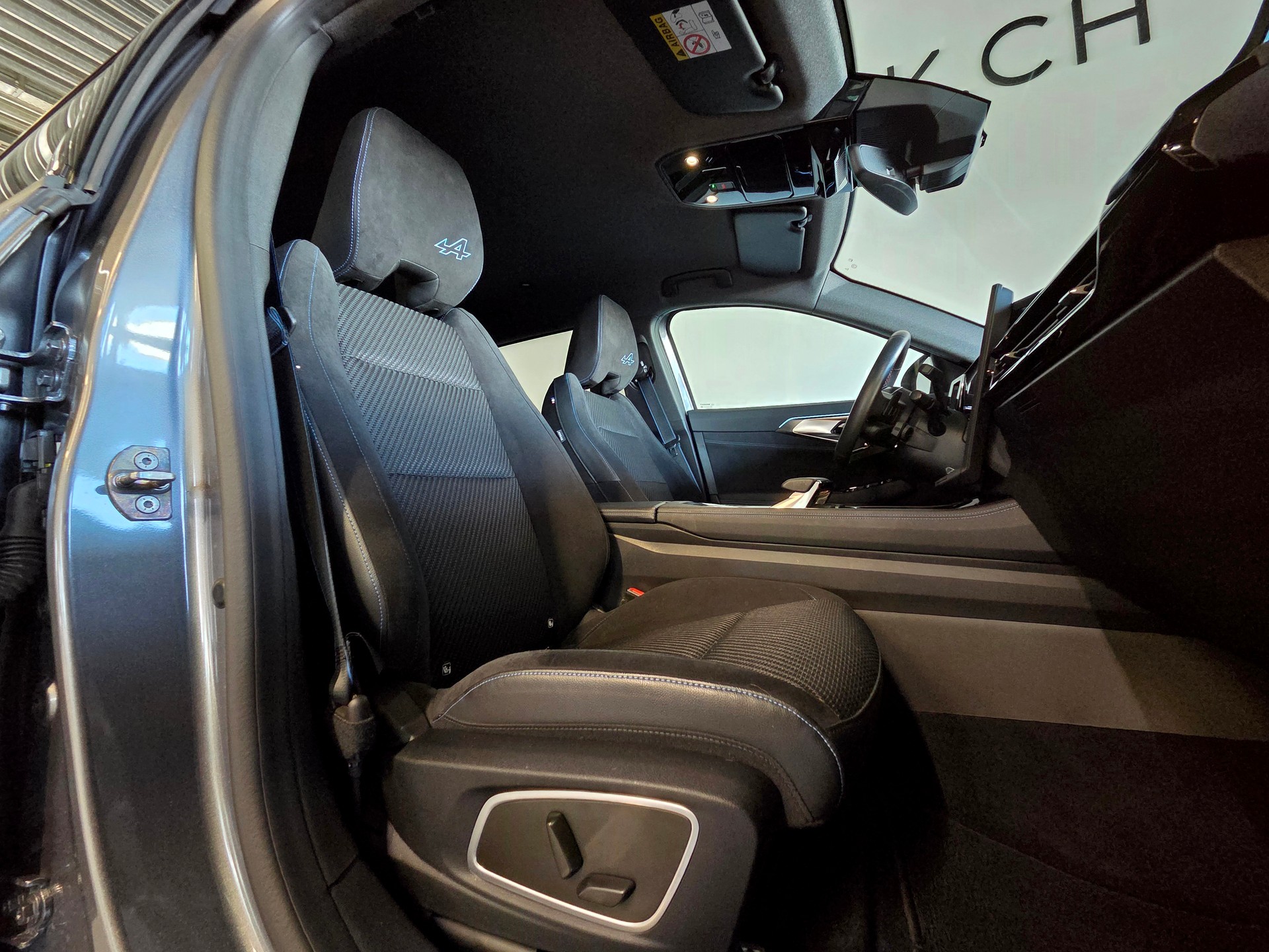 RENAULT Austral 1.2 E-Tech iconic esprit Alpine-image-7