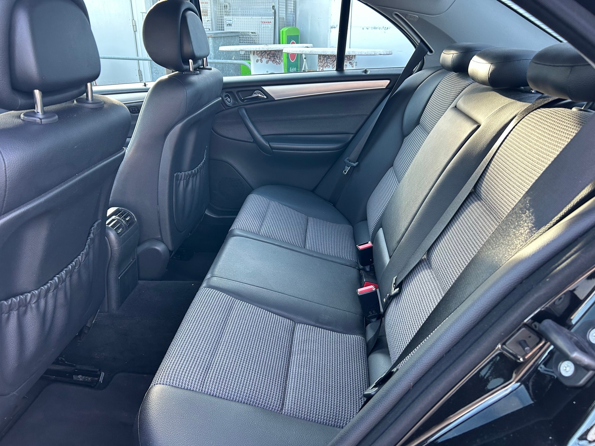 MERCEDES-BENZ C 200 Kompressor Avantgarde Sport Edition-image-10