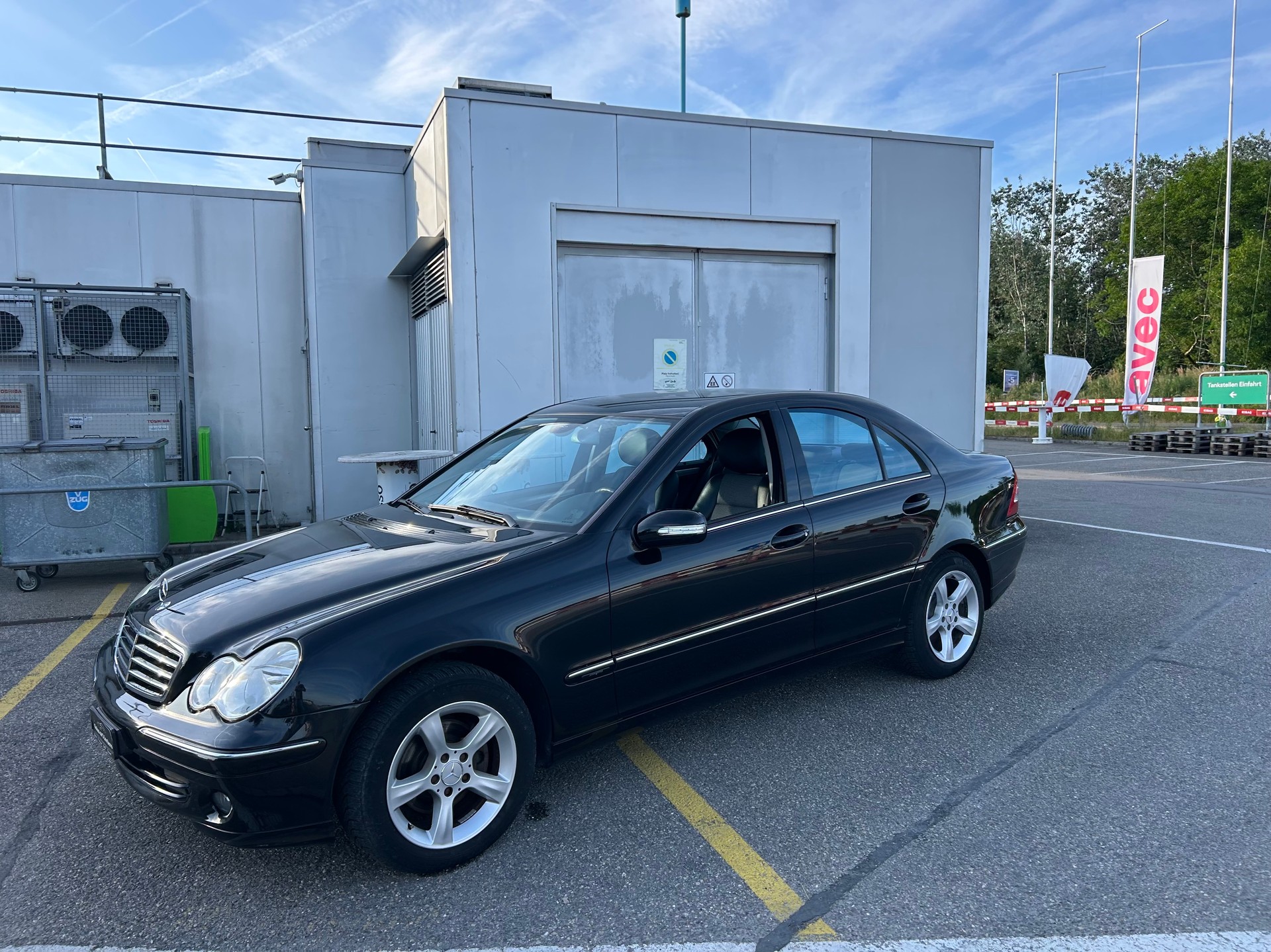 MERCEDES-BENZ C 200 Kompressor Avantgarde Sport Edition-image-9