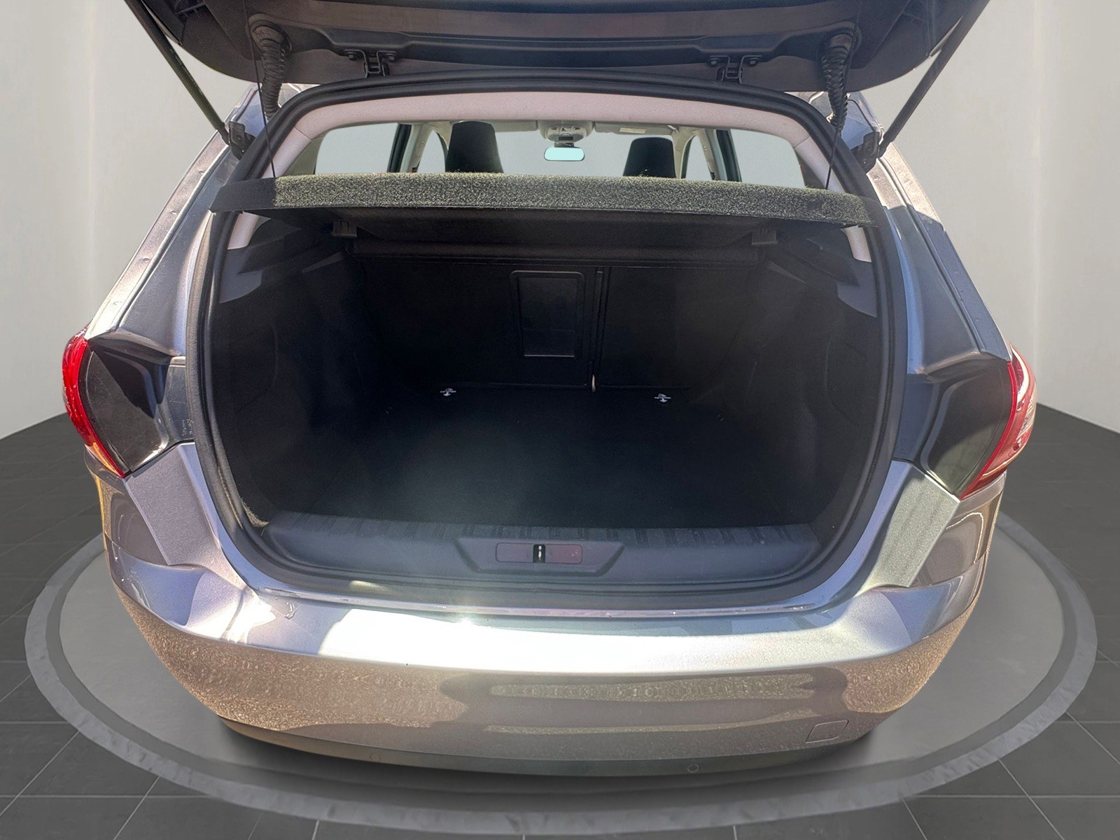 PEUGEOT 308 1.2 Pure Tech Allure EAT8-image-3