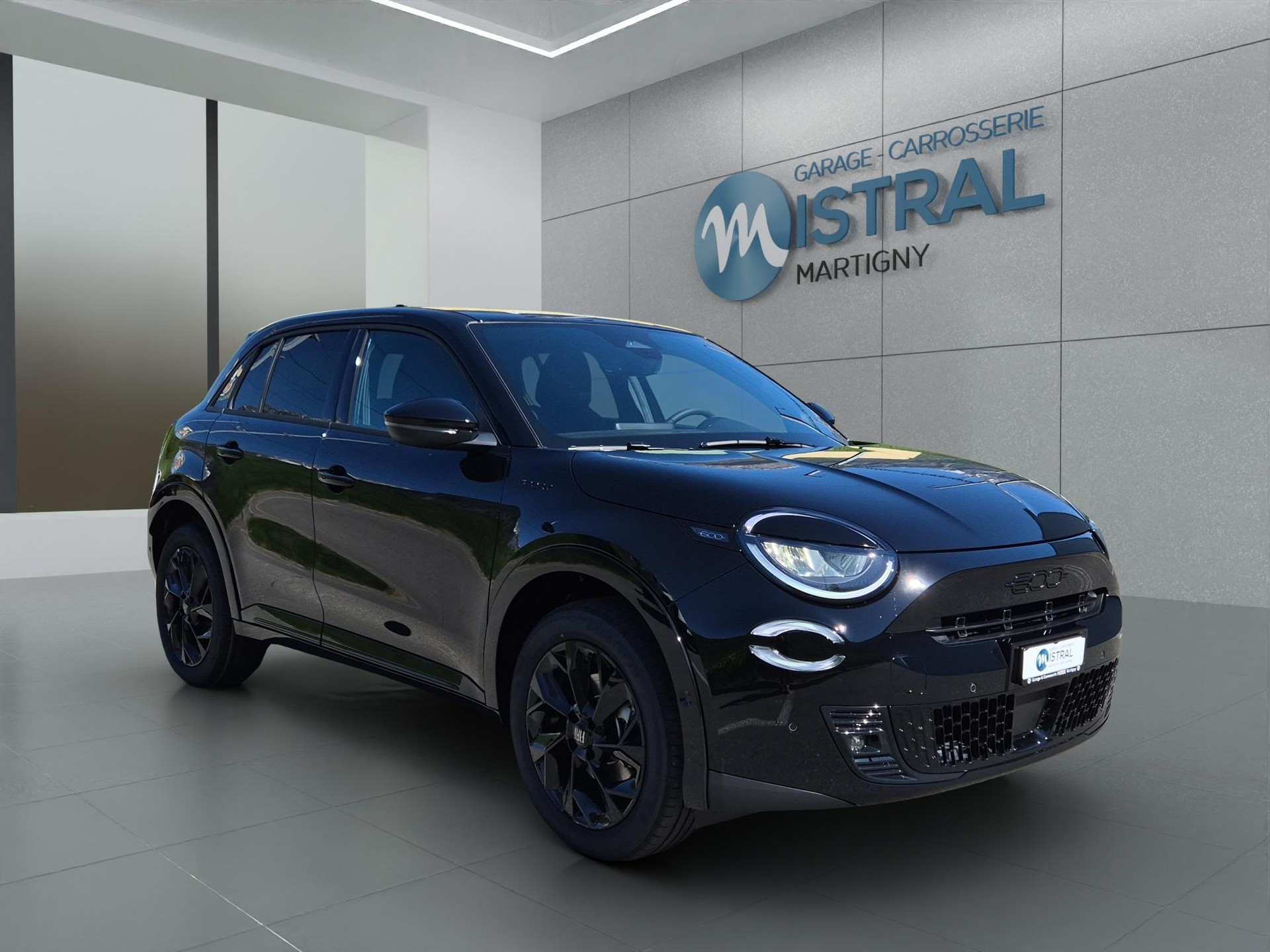 FIAT 600 1.2 Hybrid 145 Sport-image-6