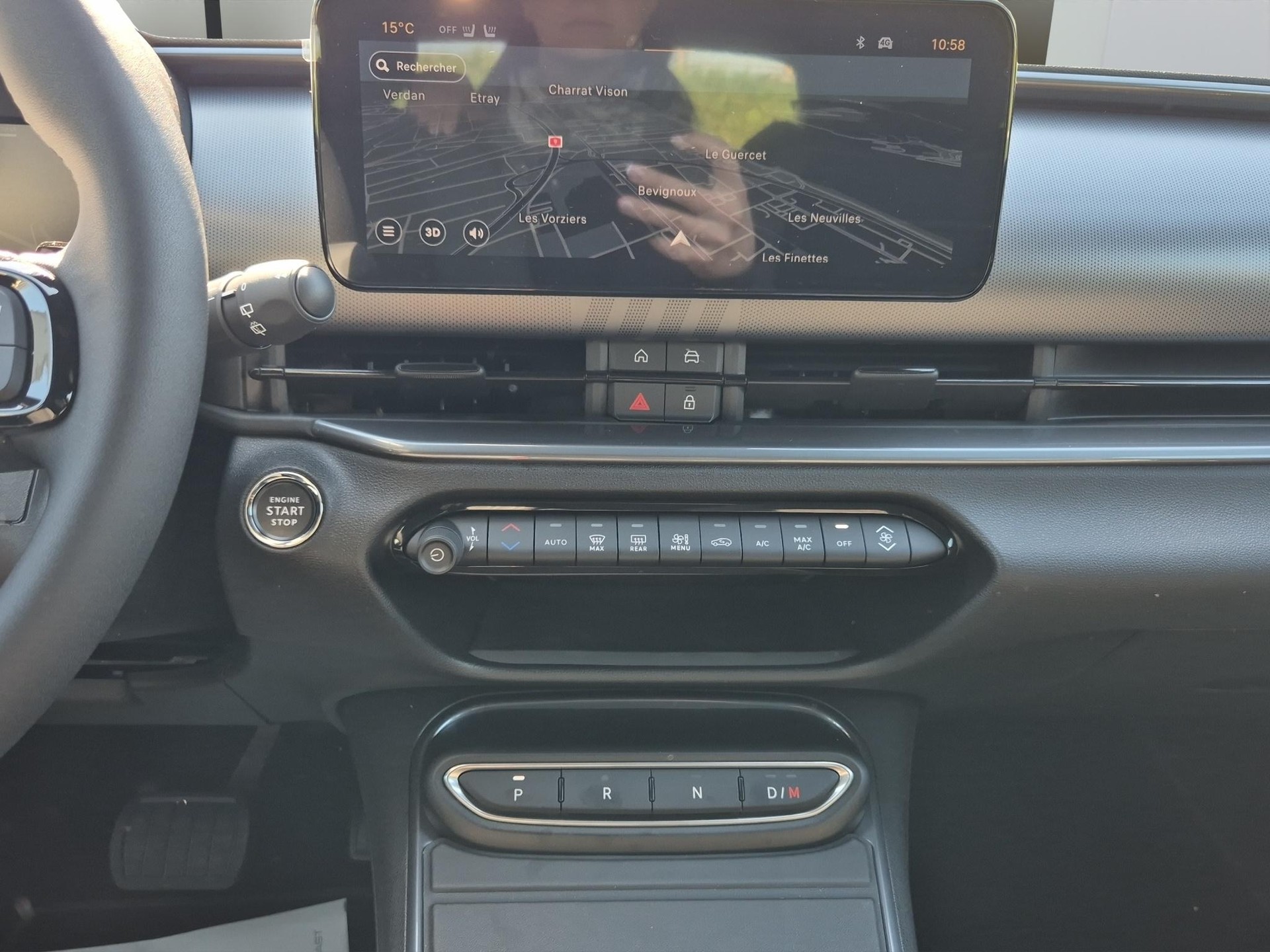 FIAT 600 1.2 Hybrid 145 Sport-image-15