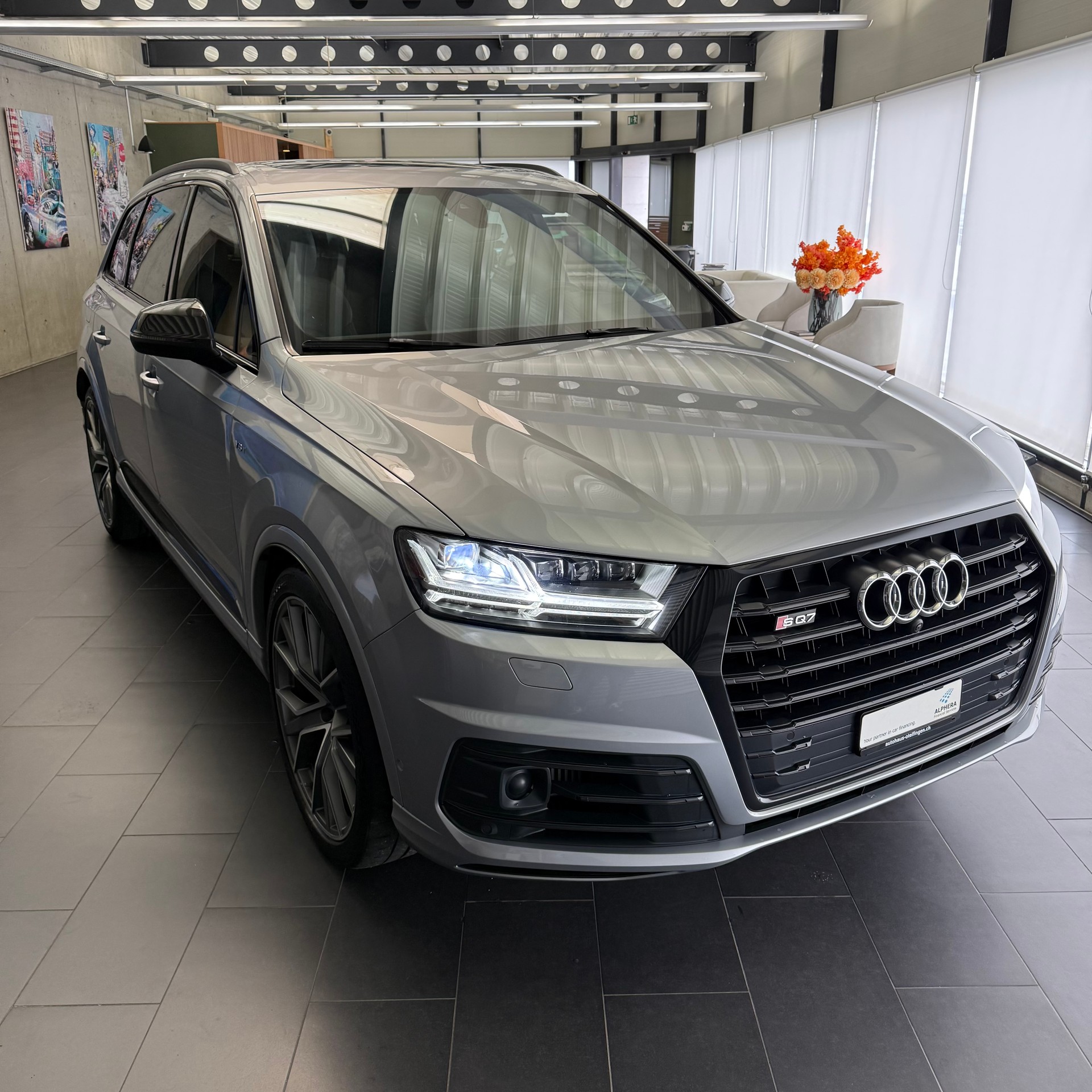 AUDI SQ7 4.0 V8 TDI quattro T-Tronic-showroom-element-1