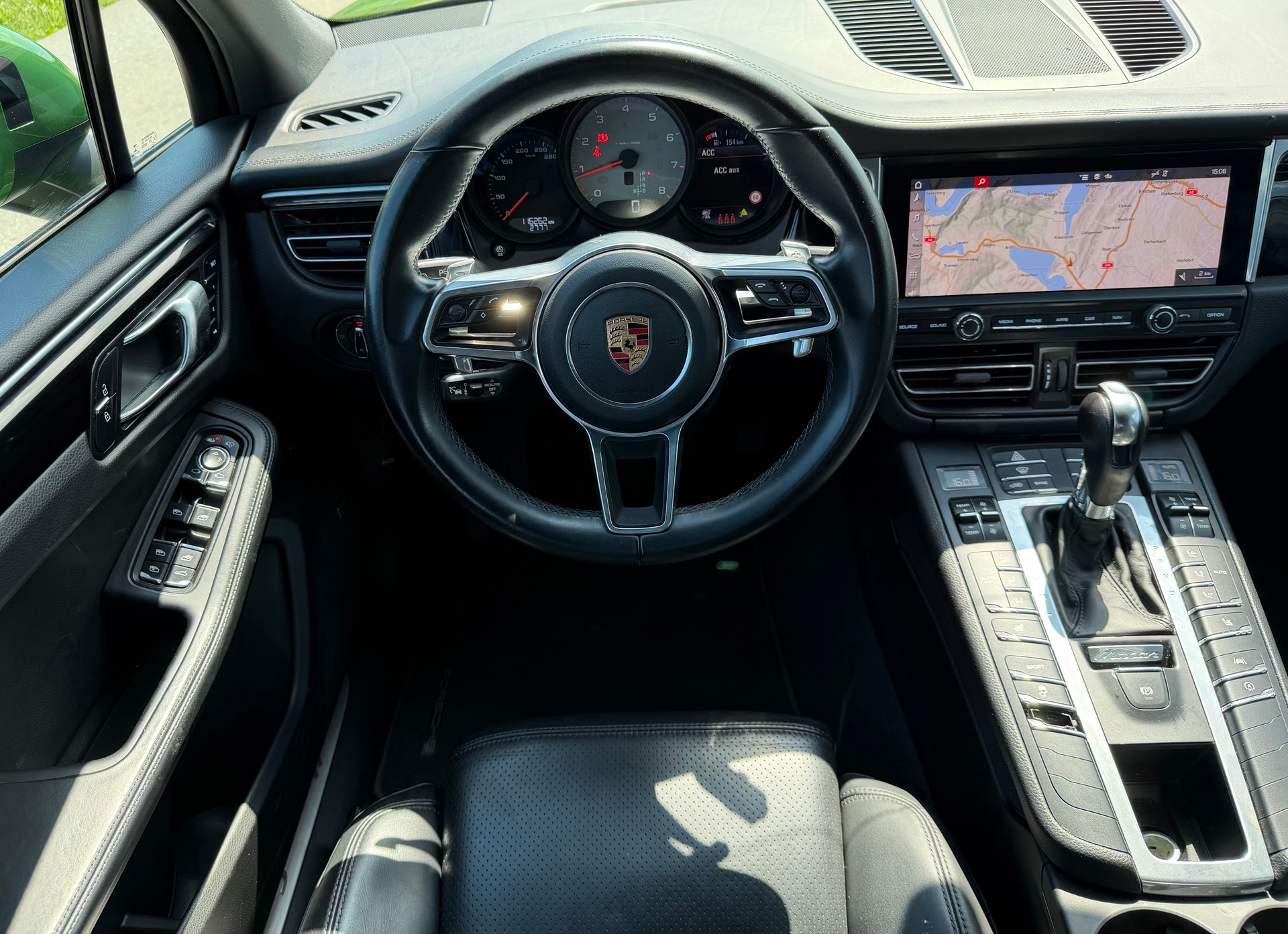 PORSCHE Macan S PDK-image-13