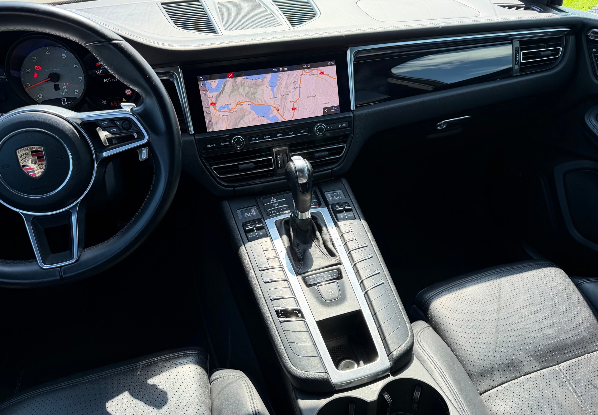 PORSCHE Macan S PDK-image-14
