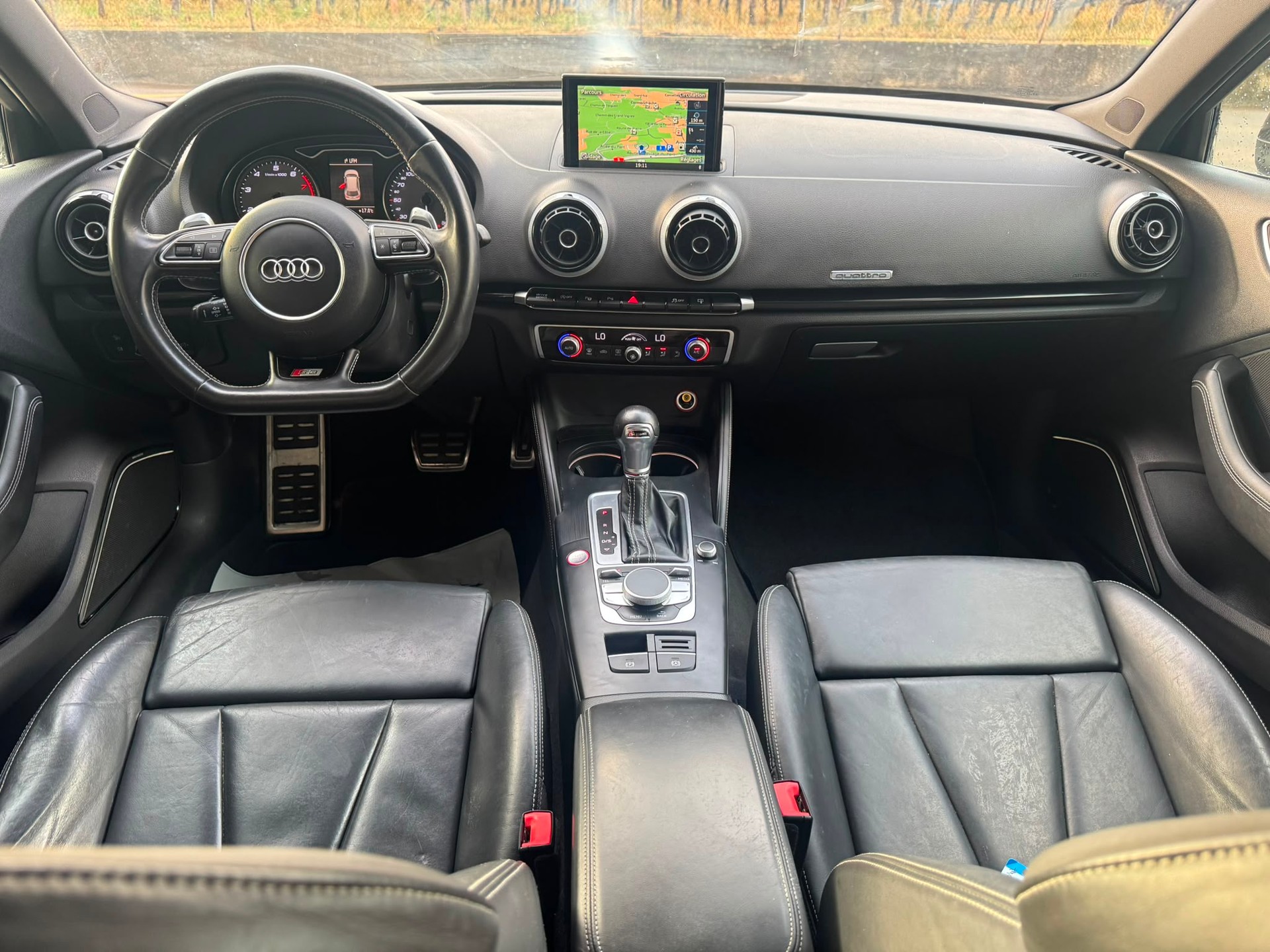 AUDI S3 Sportback 2.0 TFSI quattro S-tronic-image-5