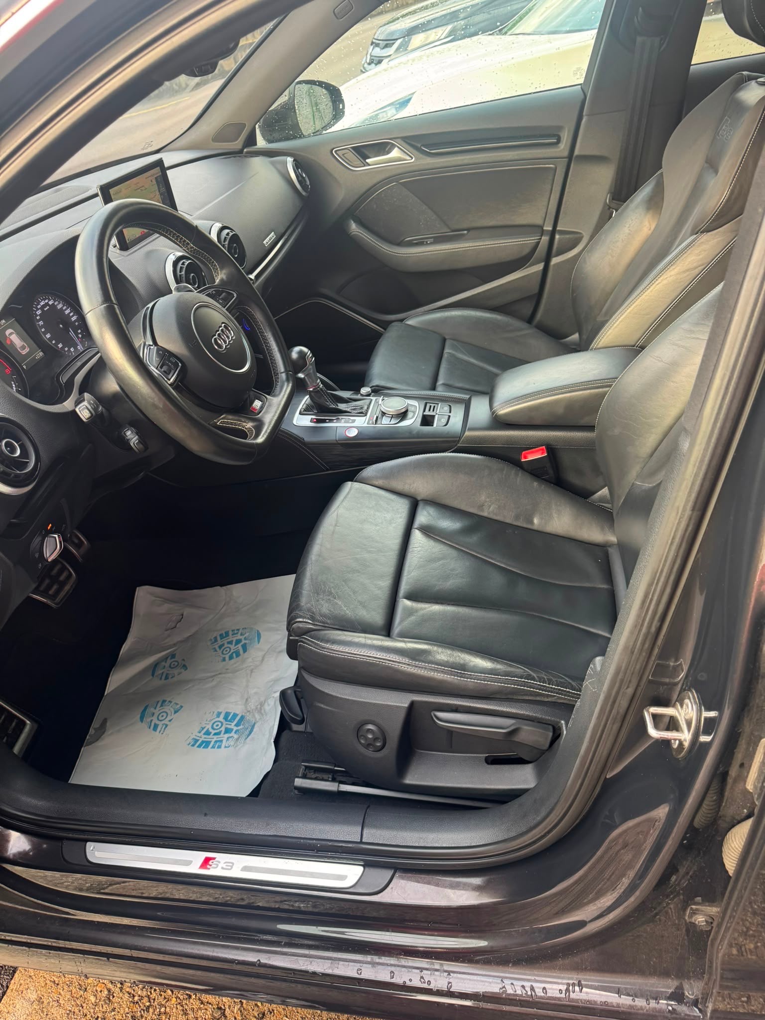 AUDI S3 Sportback 2.0 TFSI quattro S-tronic-image-4