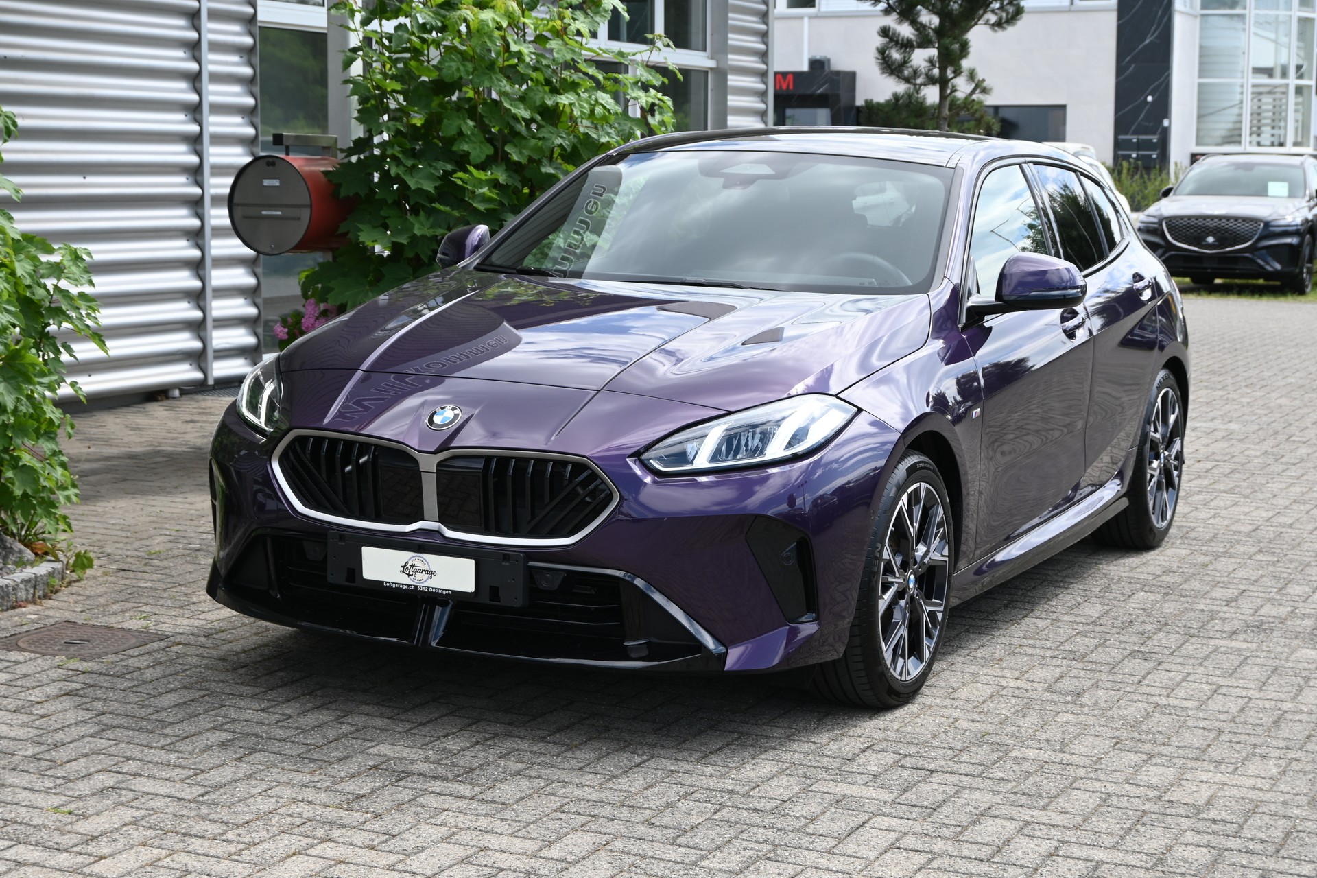 BMW 120 M Sport Steptronic-showroom-element-1
