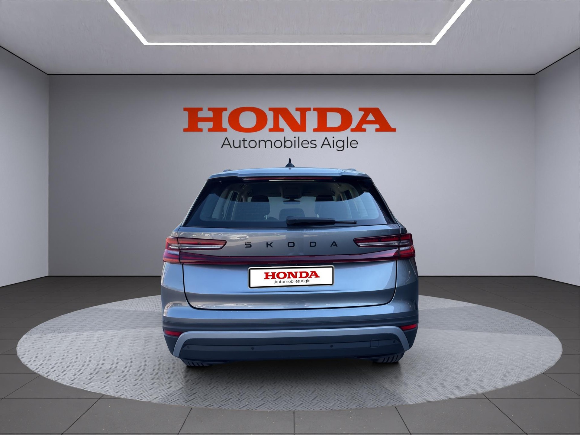 SKODA Kodiaq 2.0 TSI Selection-showroom-element-3