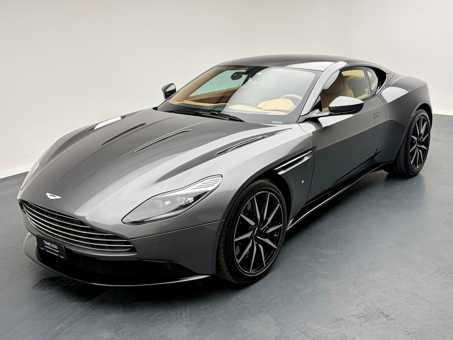 ASTON MARTIN DB11 Coupé 5.2 V12 Bi-Turbo Launch Ed.