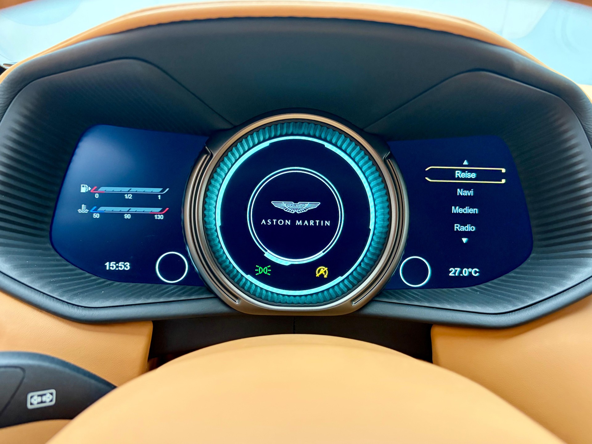 ASTON MARTIN DB11 Coupé 5.2 V12 Bi-Turbo Launch Ed.-image-7