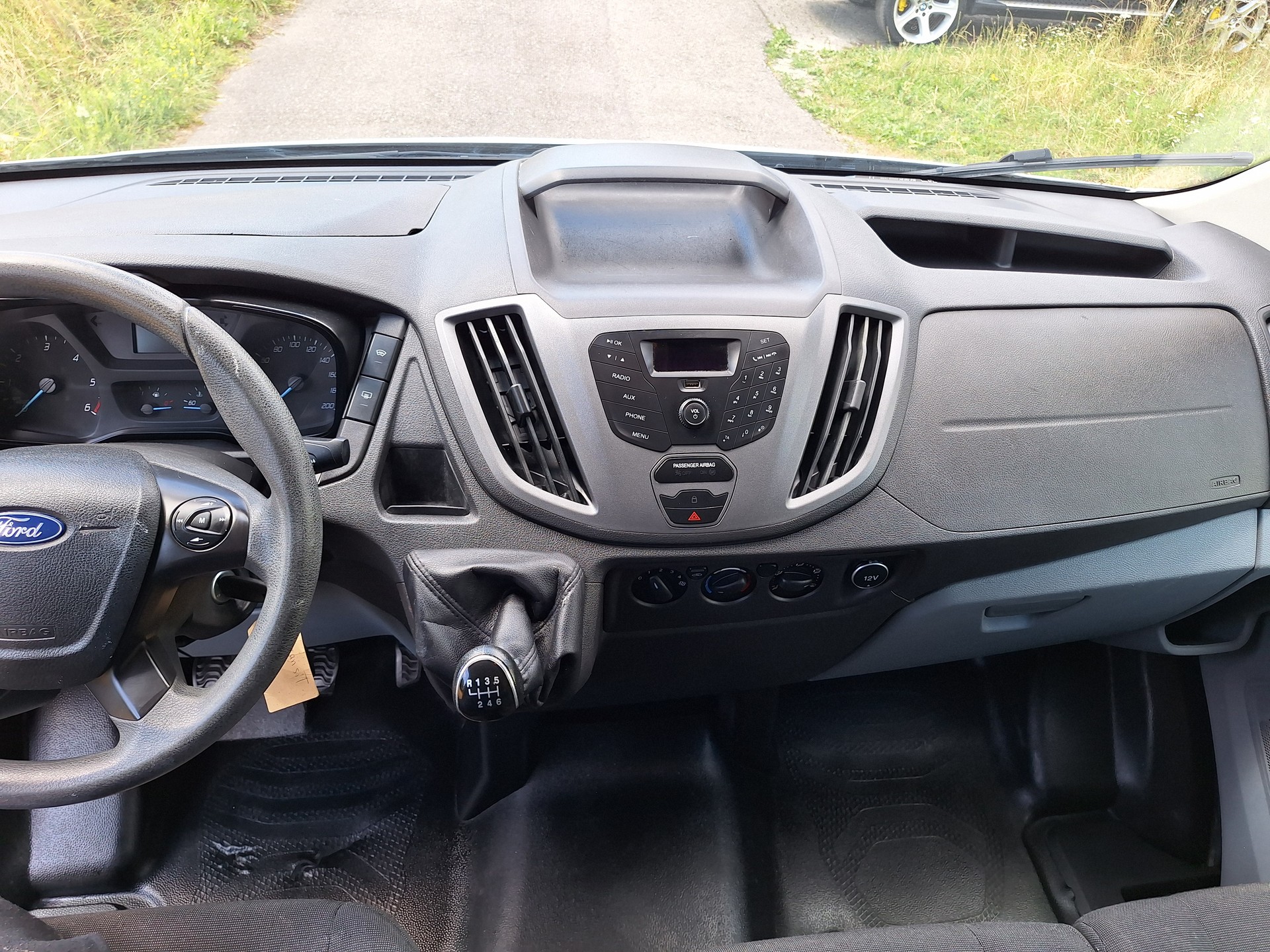 FORD Transit Van 310 L2 Trend 2.0 TDCi 105 FWD-image-10