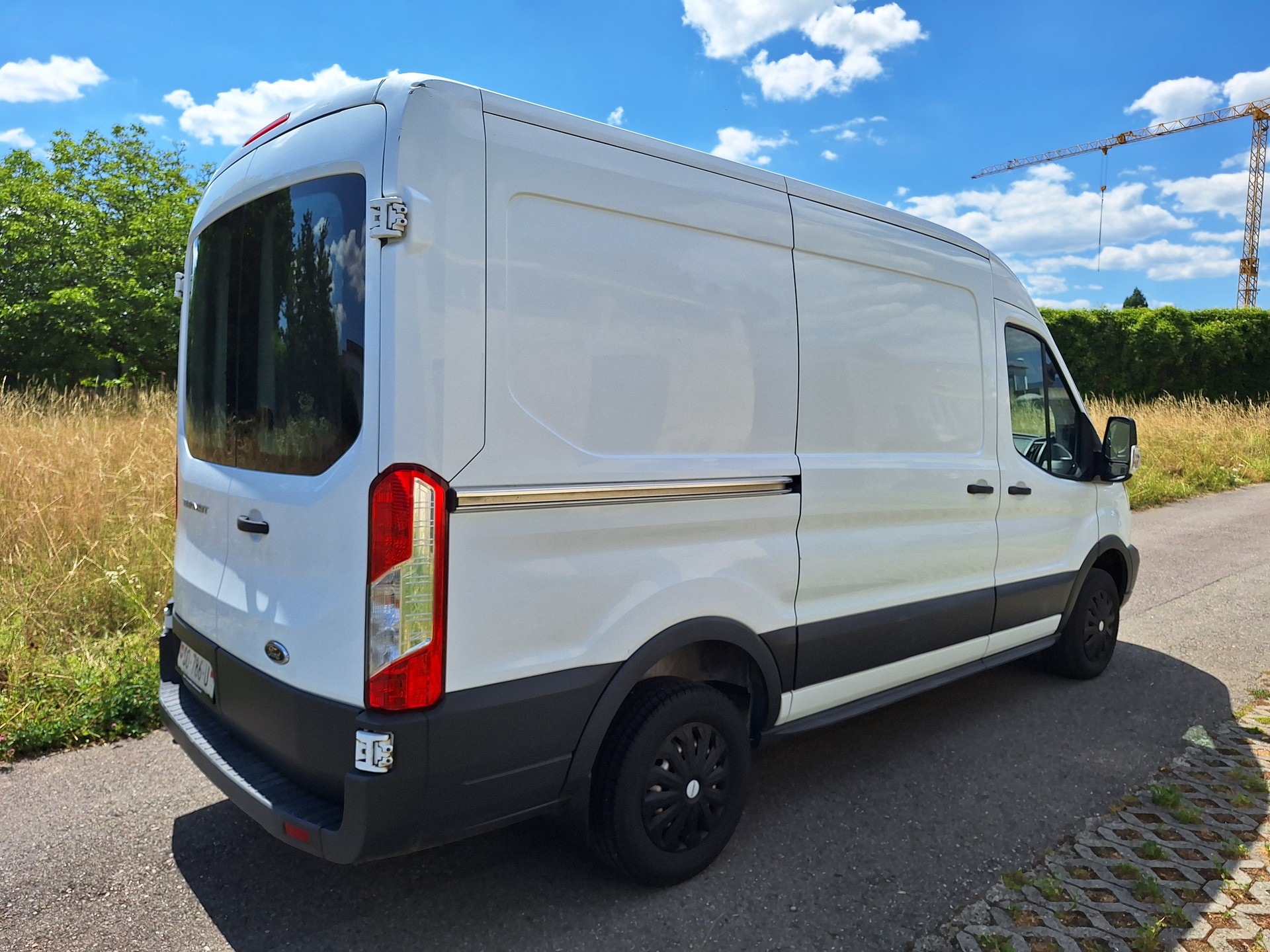 FORD Transit Van 310 L2 Trend 2.0 TDCi 105 FWD-image-5