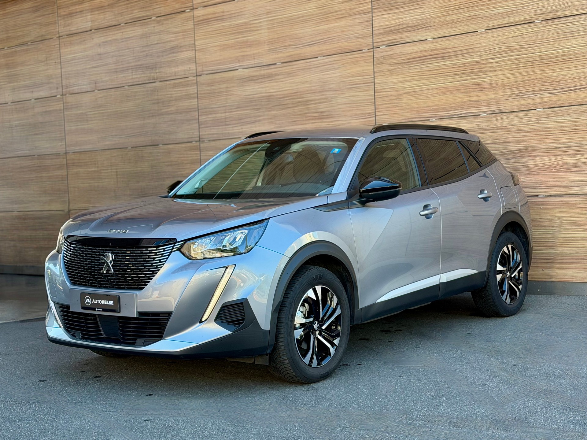 PEUGEOT 2008 1.2 PureTech Allure Pack EAT8