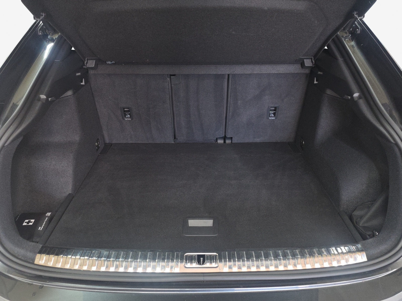 AUDI Q3 Sportback 35 TFSI S line Attraction S-tronic-image-12