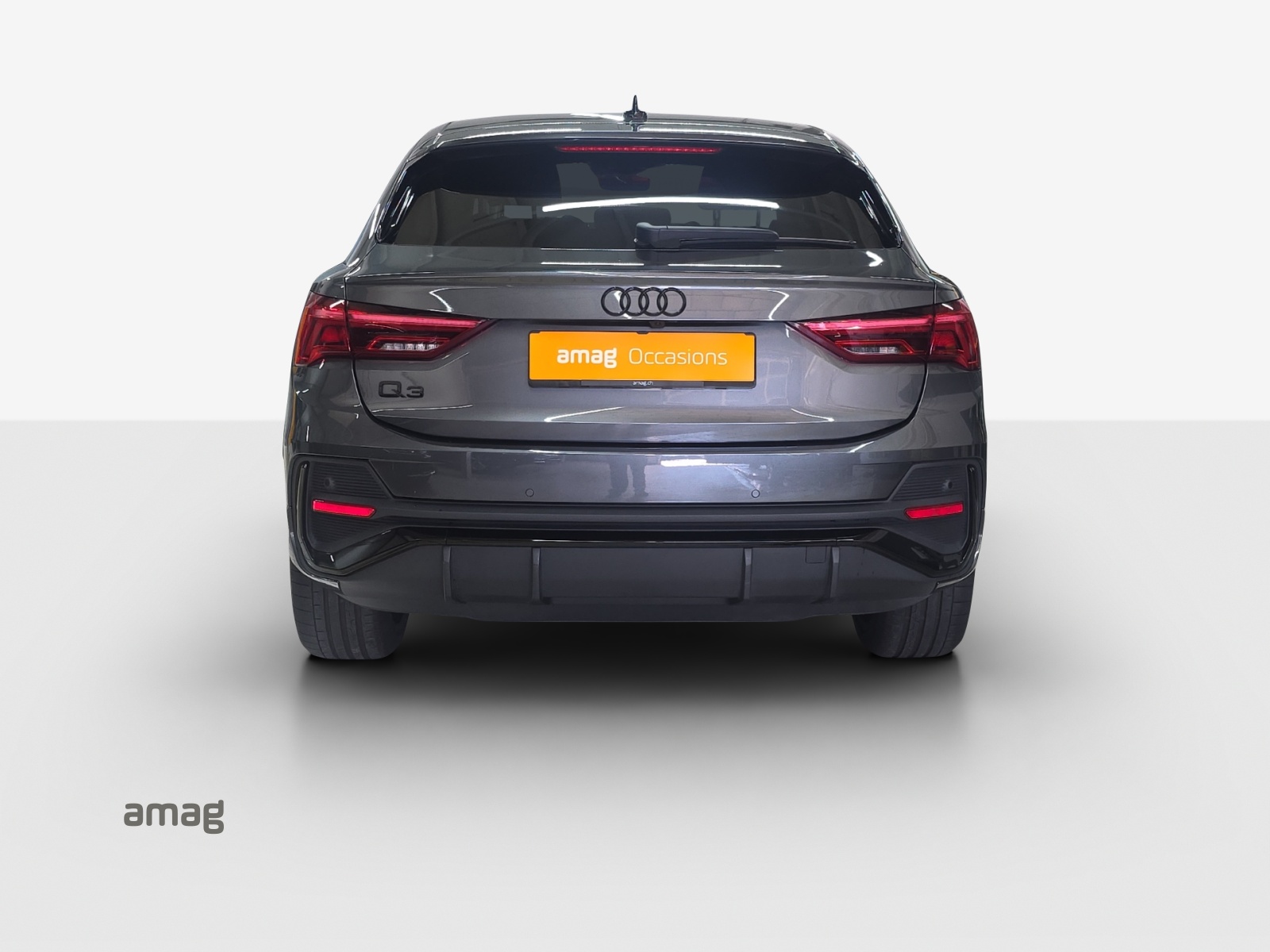 AUDI Q3 Sportback 35 TFSI S line Attraction S-tronic-showroom-element-3