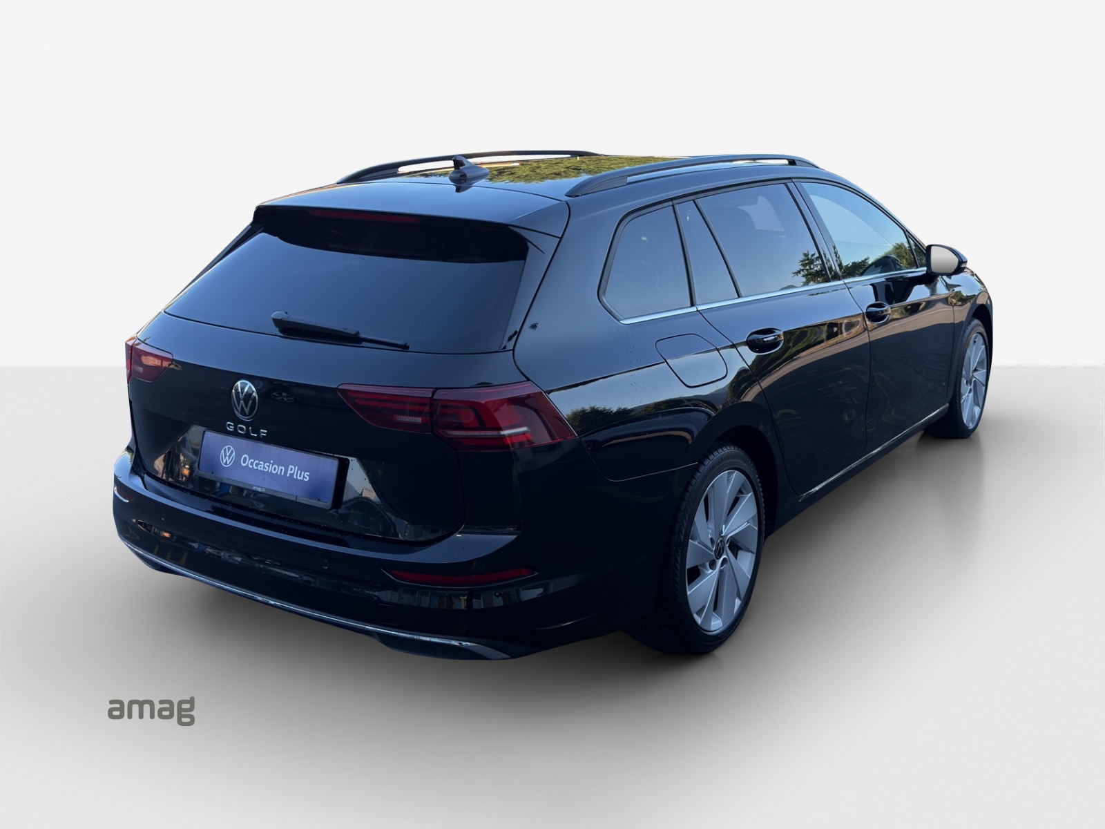 VW Golf Variant 2.0 TDI Style DSG-image-4