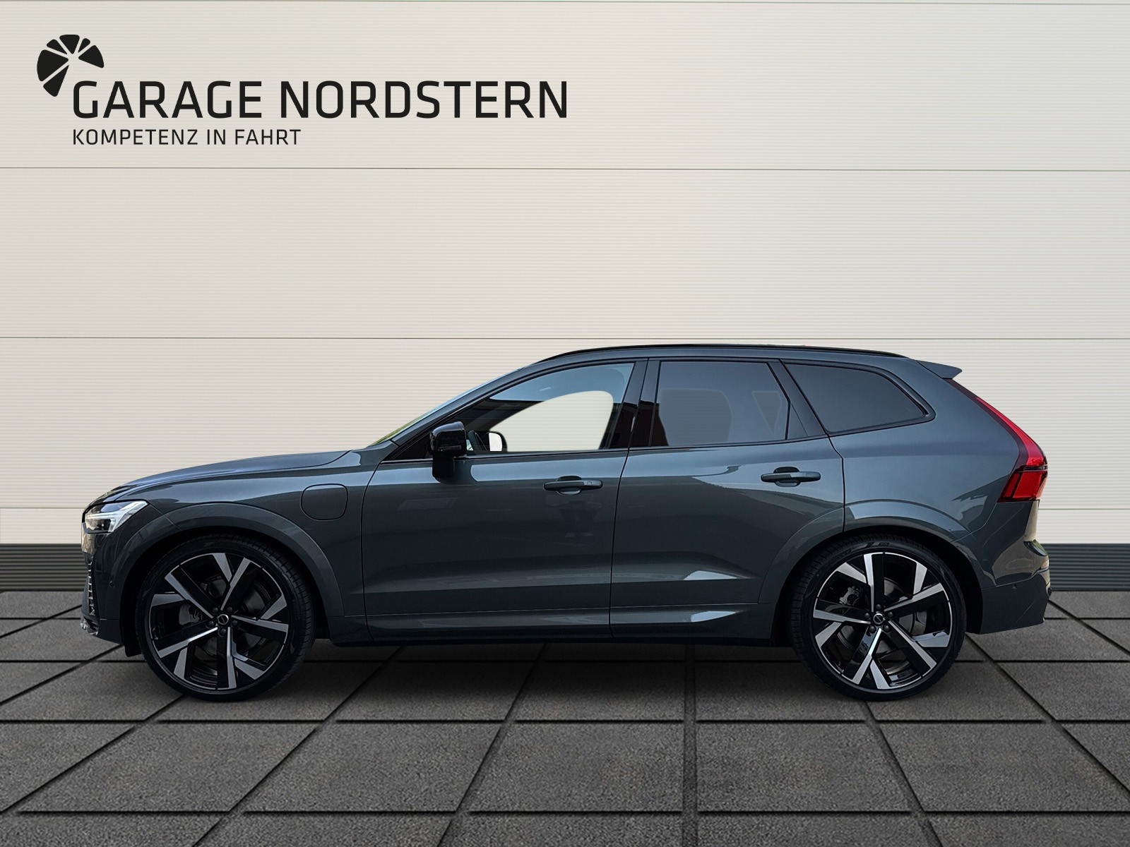 VOLVO XC60 T8 Allradantrieb Plug-in Hybrid-showroom-element-1