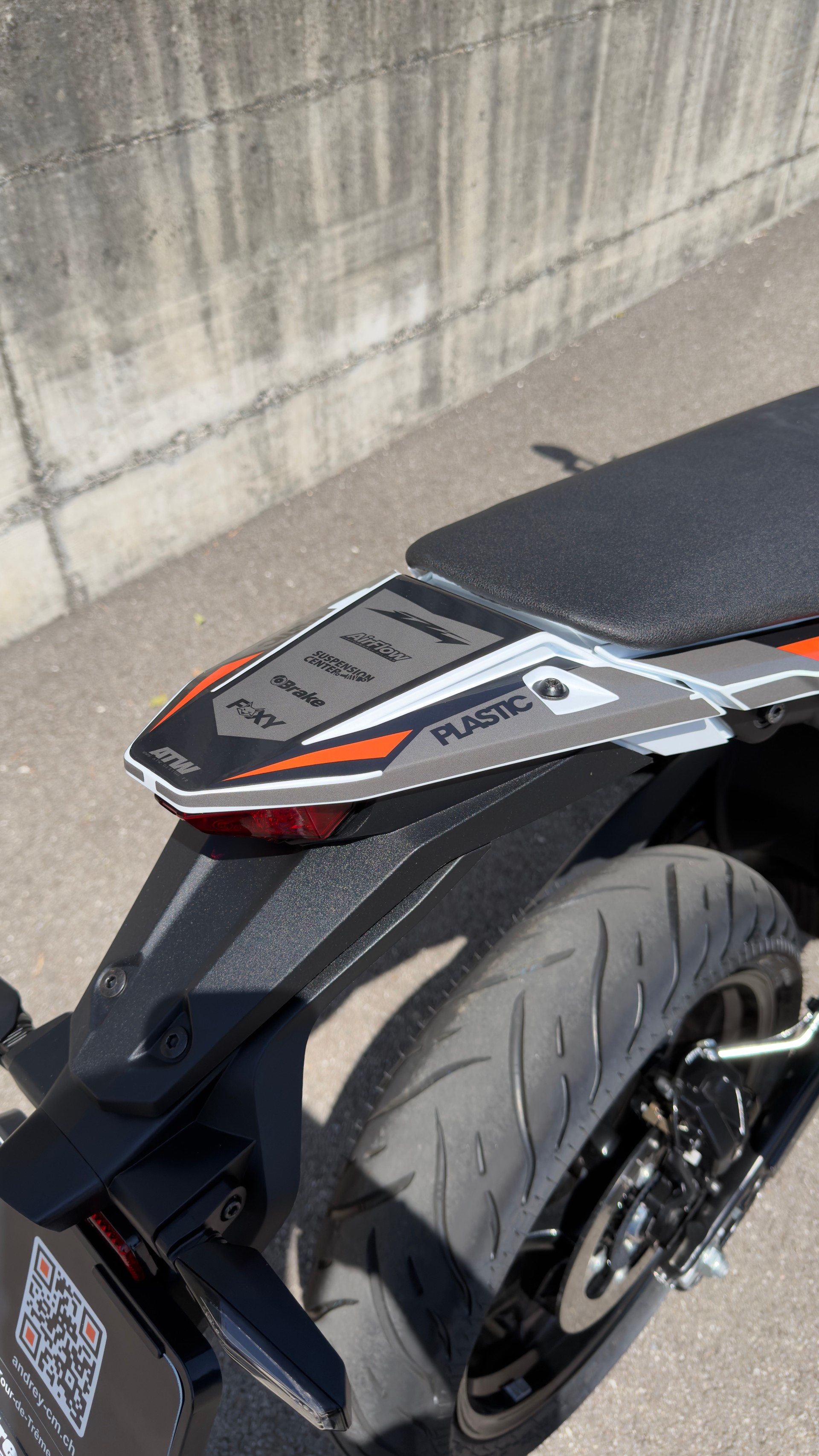 KTM 125 SMC R-image-8