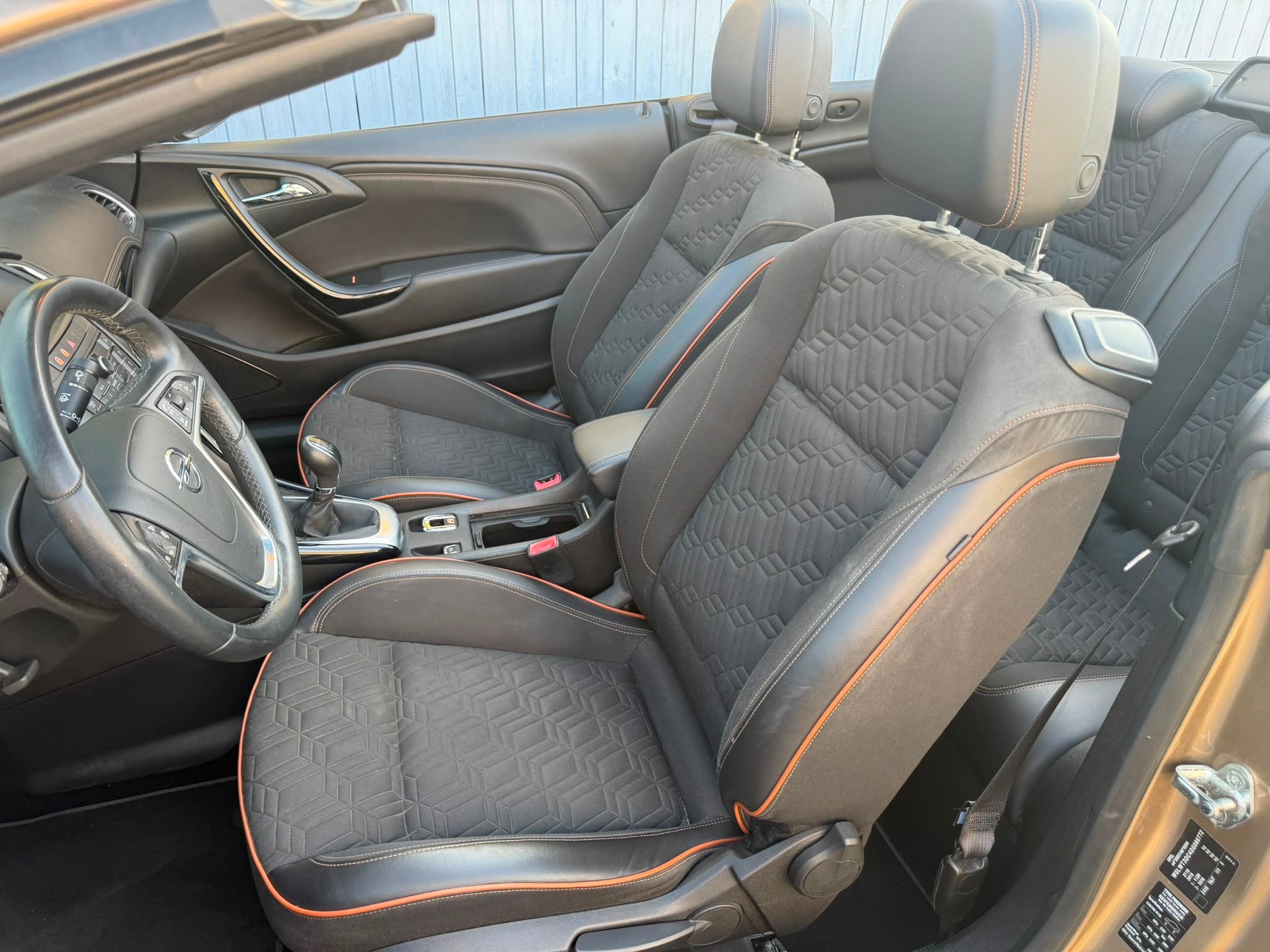 OPEL Cascada 1.4i 16V Turbo Cosmo-image-16