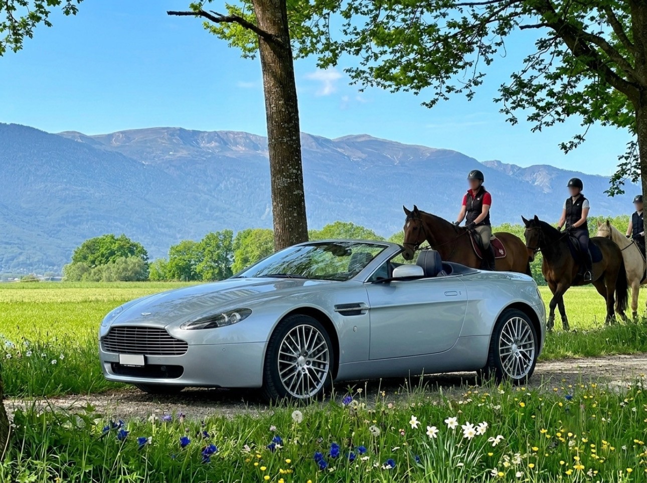 ASTON MARTIN V8 Vantage 4.7 Sportshift