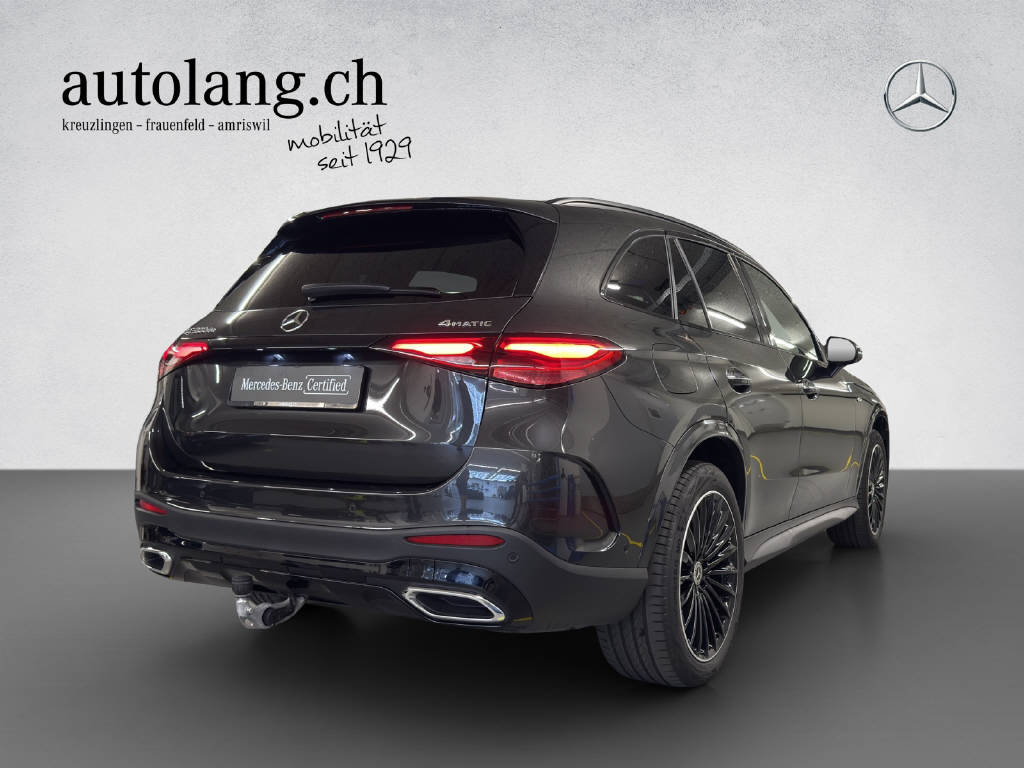 MERCEDES-BENZ GLC 300 de AMG Line 4Matic EQ Star-showroom-element-3