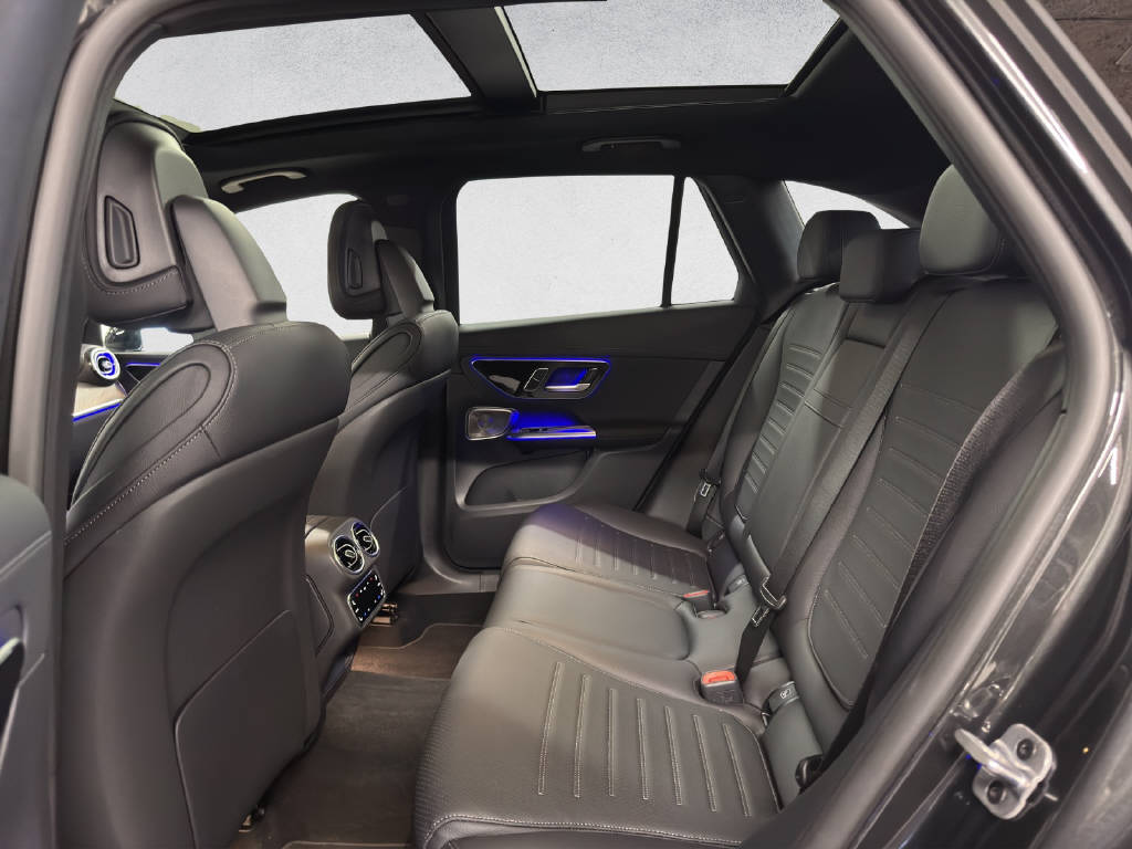 MERCEDES-BENZ GLC 300 de AMG Line 4Matic EQ Star-image-12