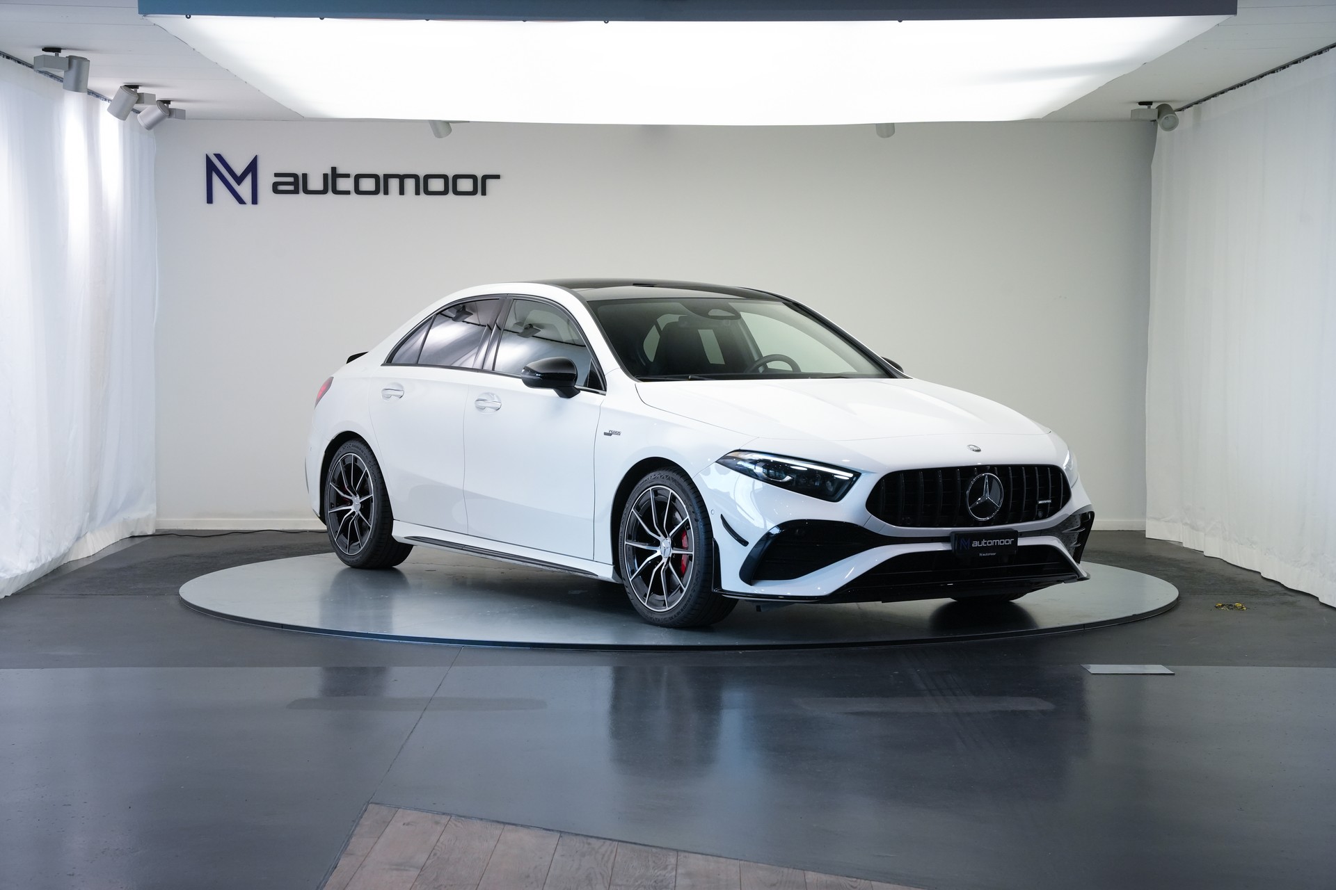 MERCEDES-BENZ A AMG 35 4Matic+ 8G-DCT *Performance Sitze* *Facelift*-showroom-element-2