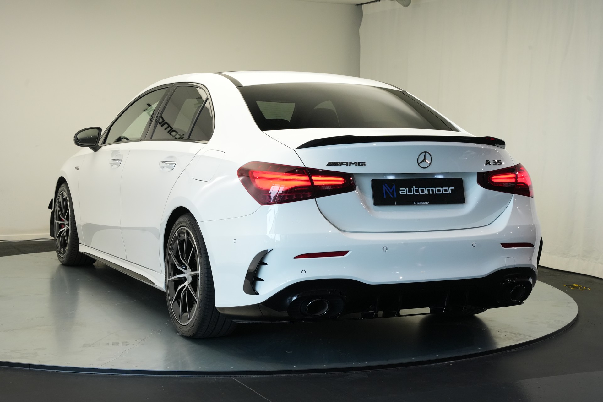 MERCEDES-BENZ A AMG 35 4Matic+ 8G-DCT *Performance Sitze* *Facelift*-image-41