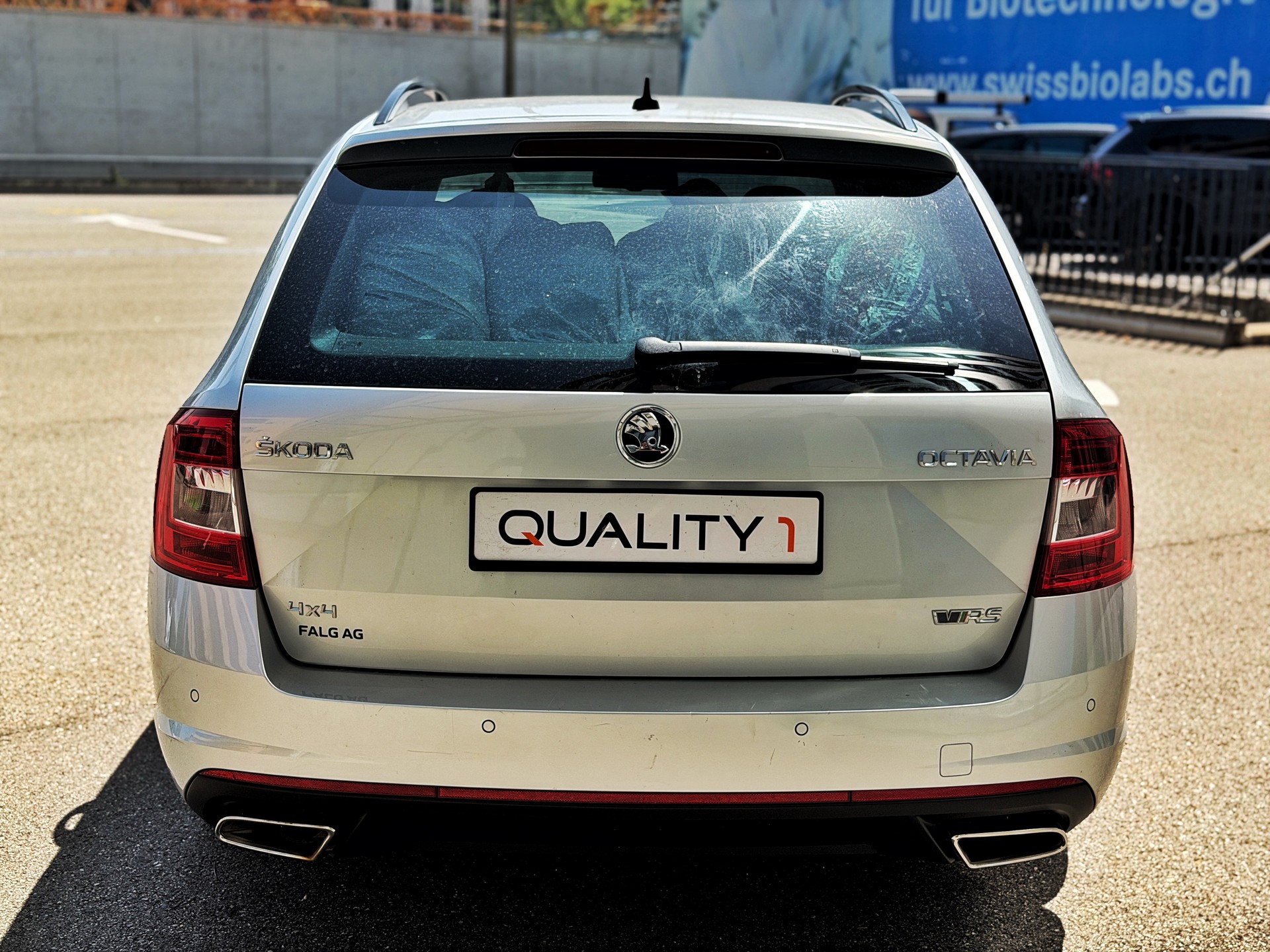 SKODA Octavia Combi 2.0 TDI RS 4x4 DSG-showroom-element-3