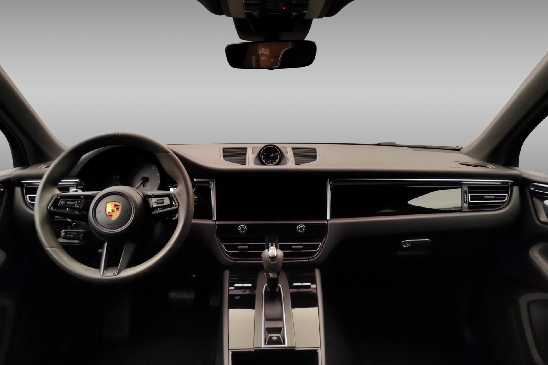 PORSCHE Macan S-image-14