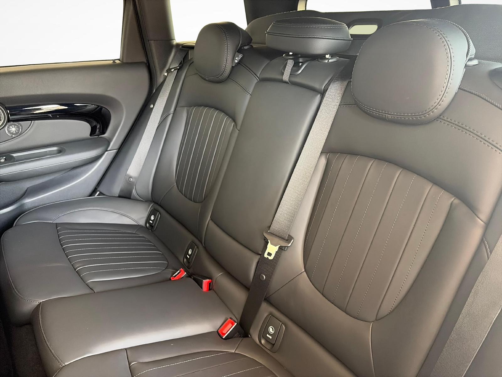 MINI John Cooper Works Clubman ALL4 F54-image-11