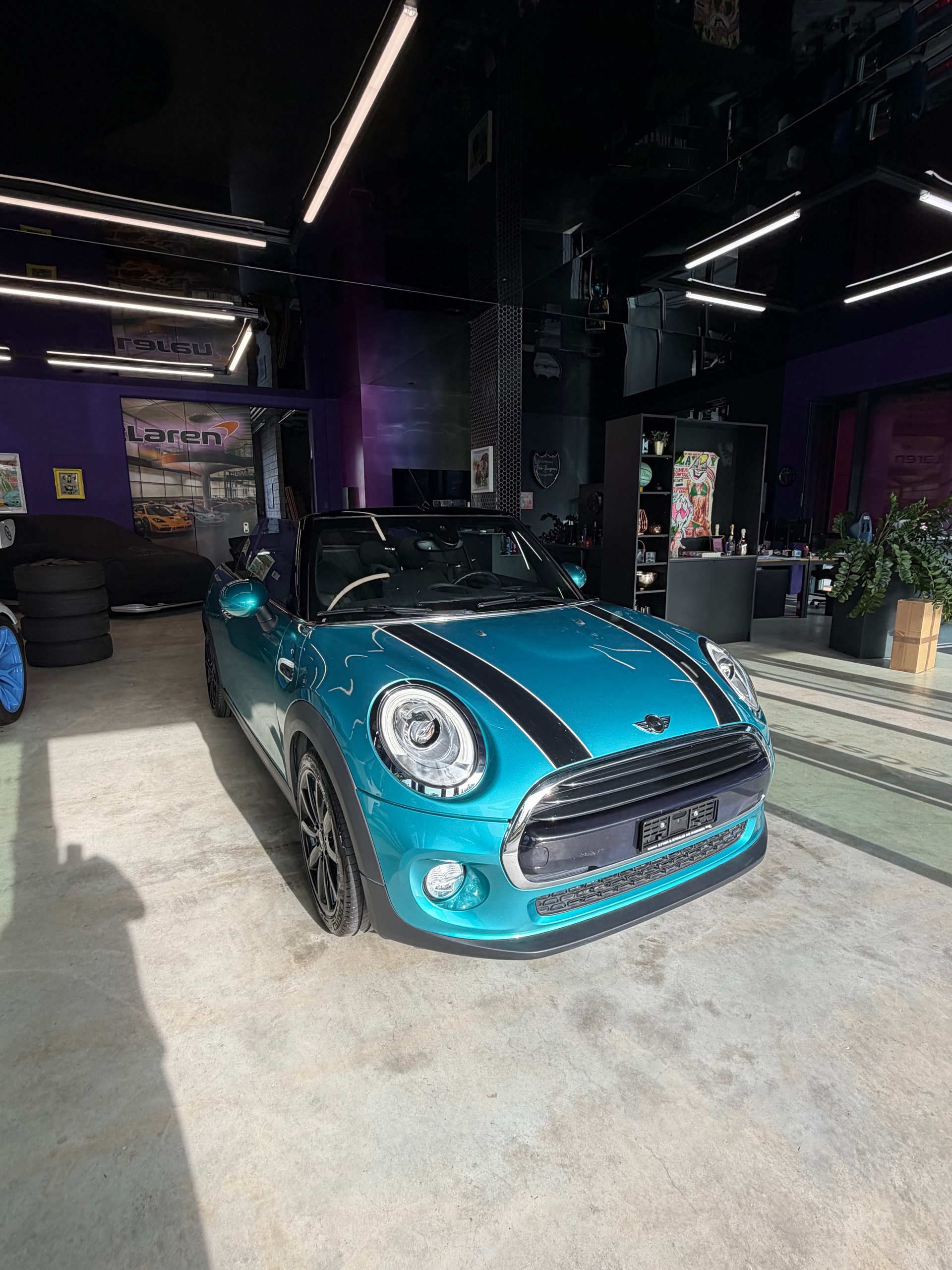MINI Cooper Cabriolet Steptronic-showroom-element-2