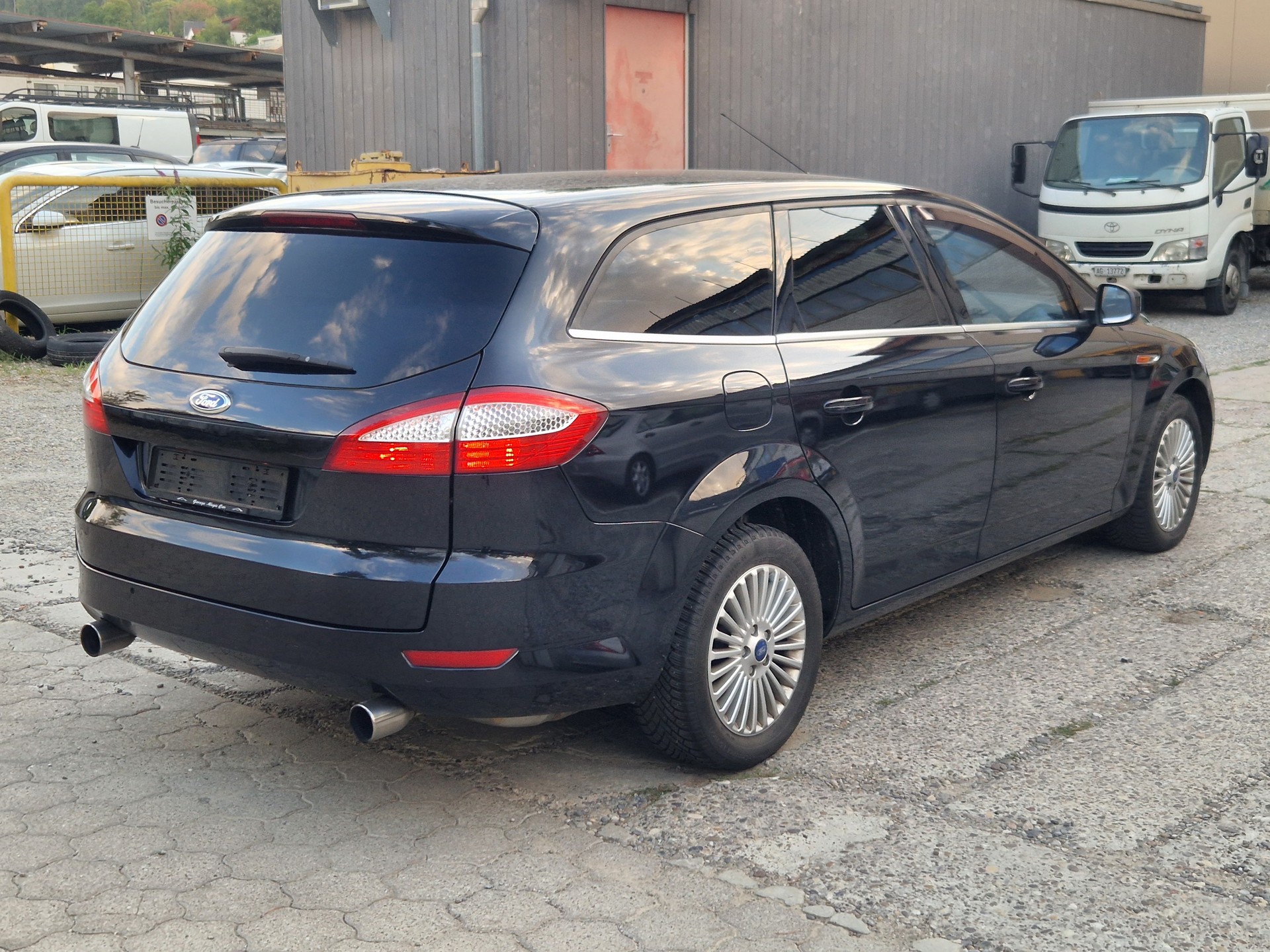 FORD Mondeo 2.5i 20V Titanium S-image-4