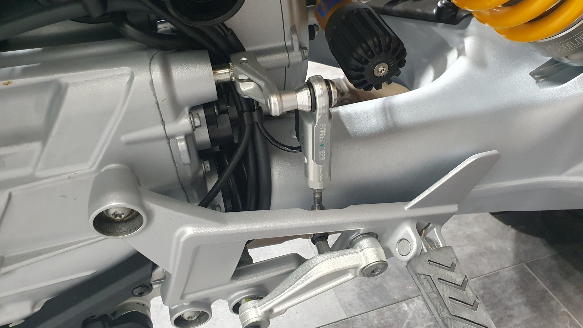 MOTO GUZZI V100 Mandello S-image-7
