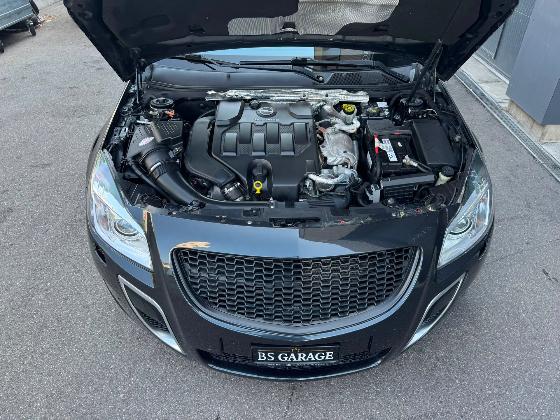 OPEL Insignia Sports Tourer 2.8 Turbo OPC 4WD Automatic-image-3