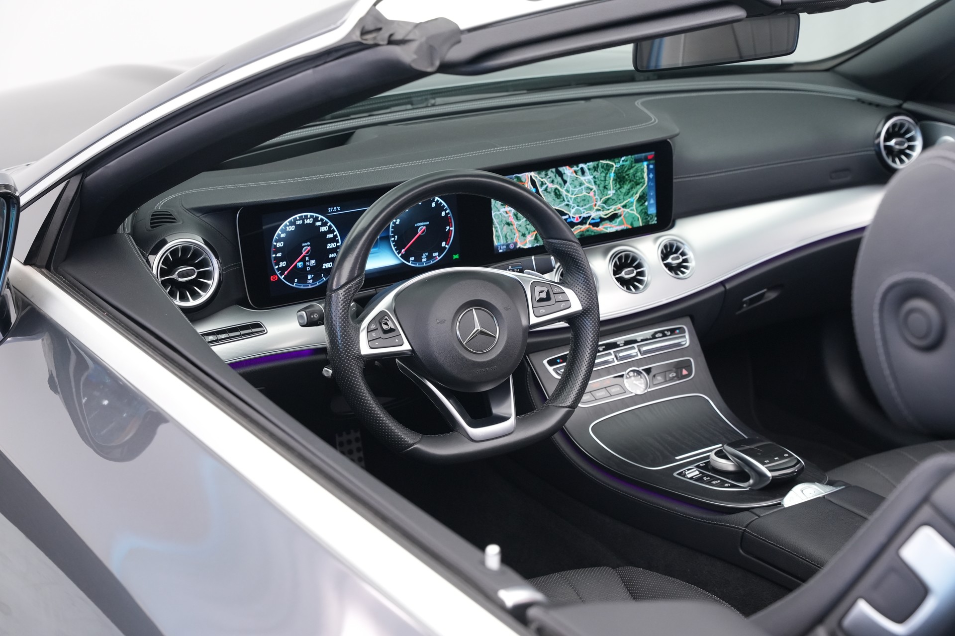 MERCEDES-BENZ E 400 Cabriolet AMG Line 4 Matic 9G-Tronic *20" Aversus* *Burmester*-image-46