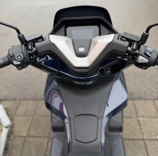 HONDA PCX 125 i ABS / DX Version-image-4