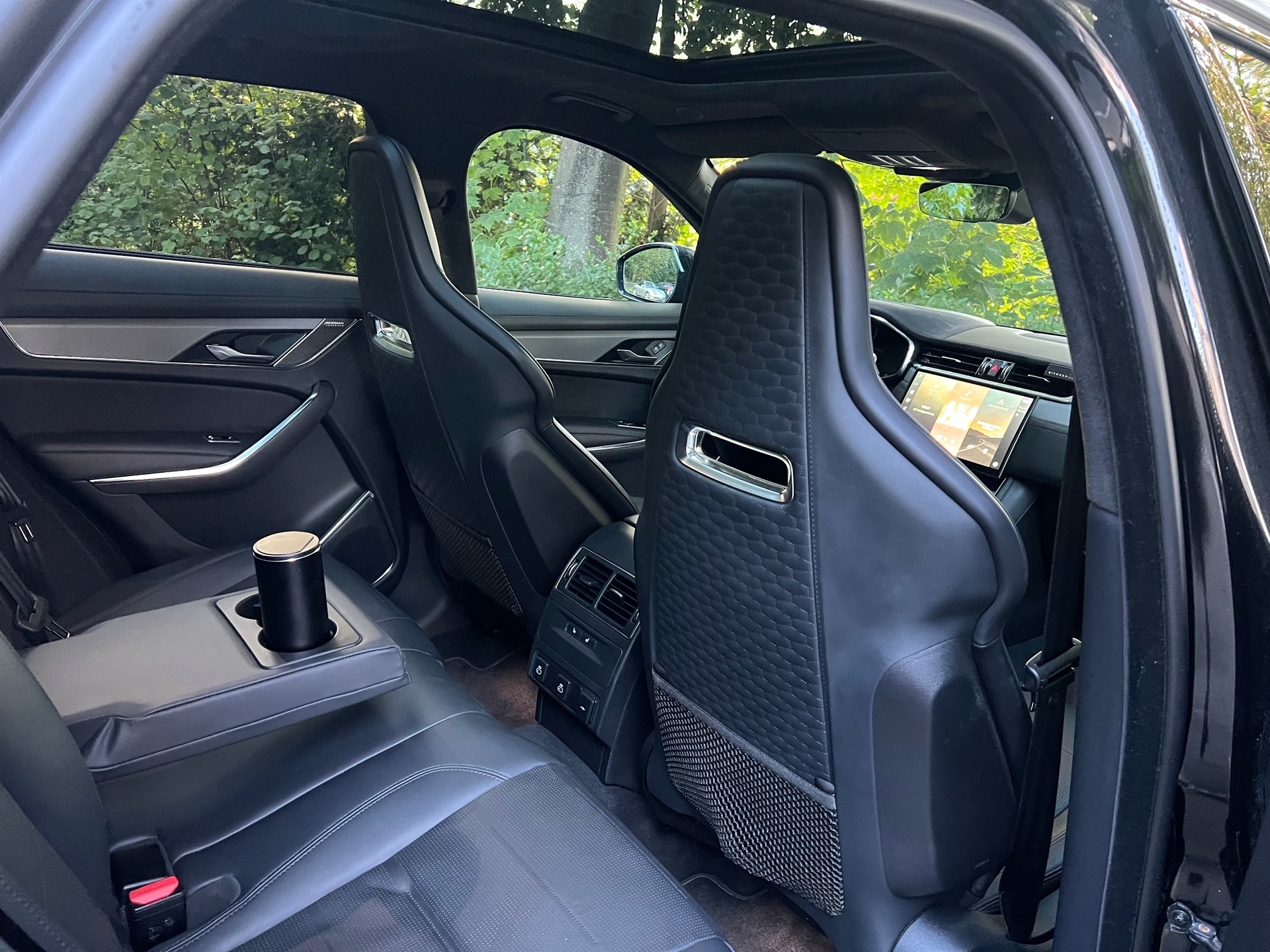 JAGUAR F-Pace 5.0 V8 SVR AWD-image-5