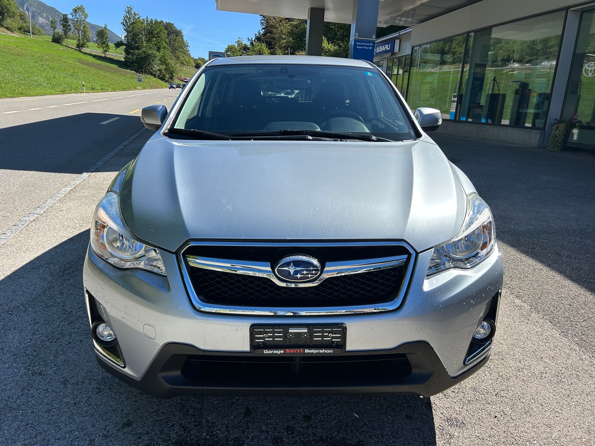 SUBARU XV 1.6 Swiss Two-image-2