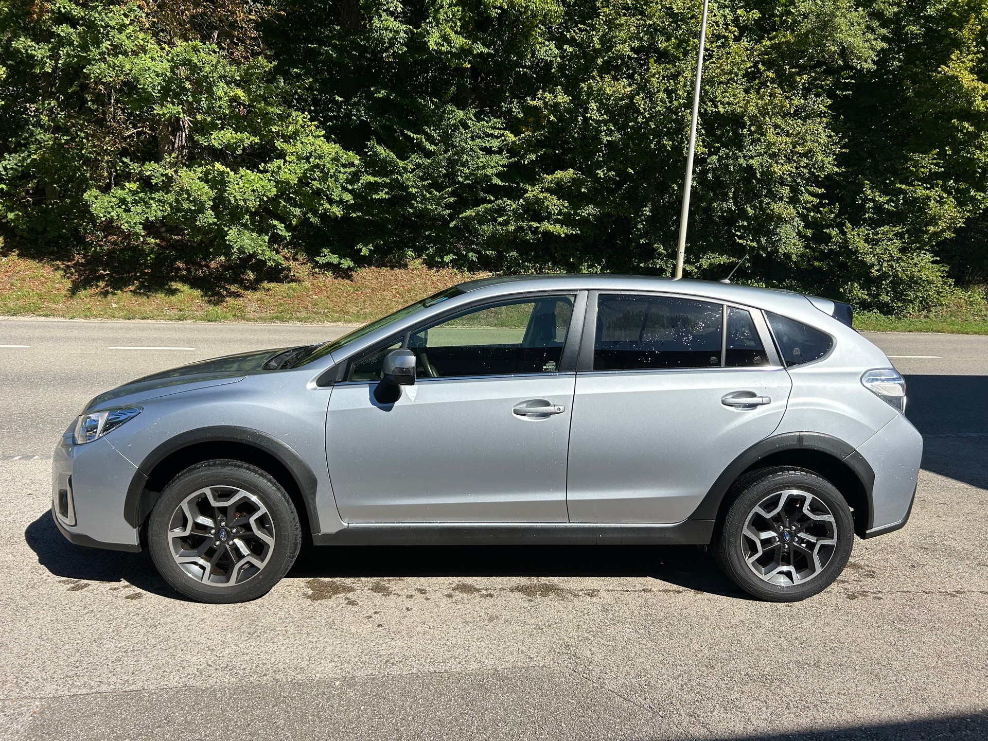 SUBARU XV 1.6 Swiss Two-image-4