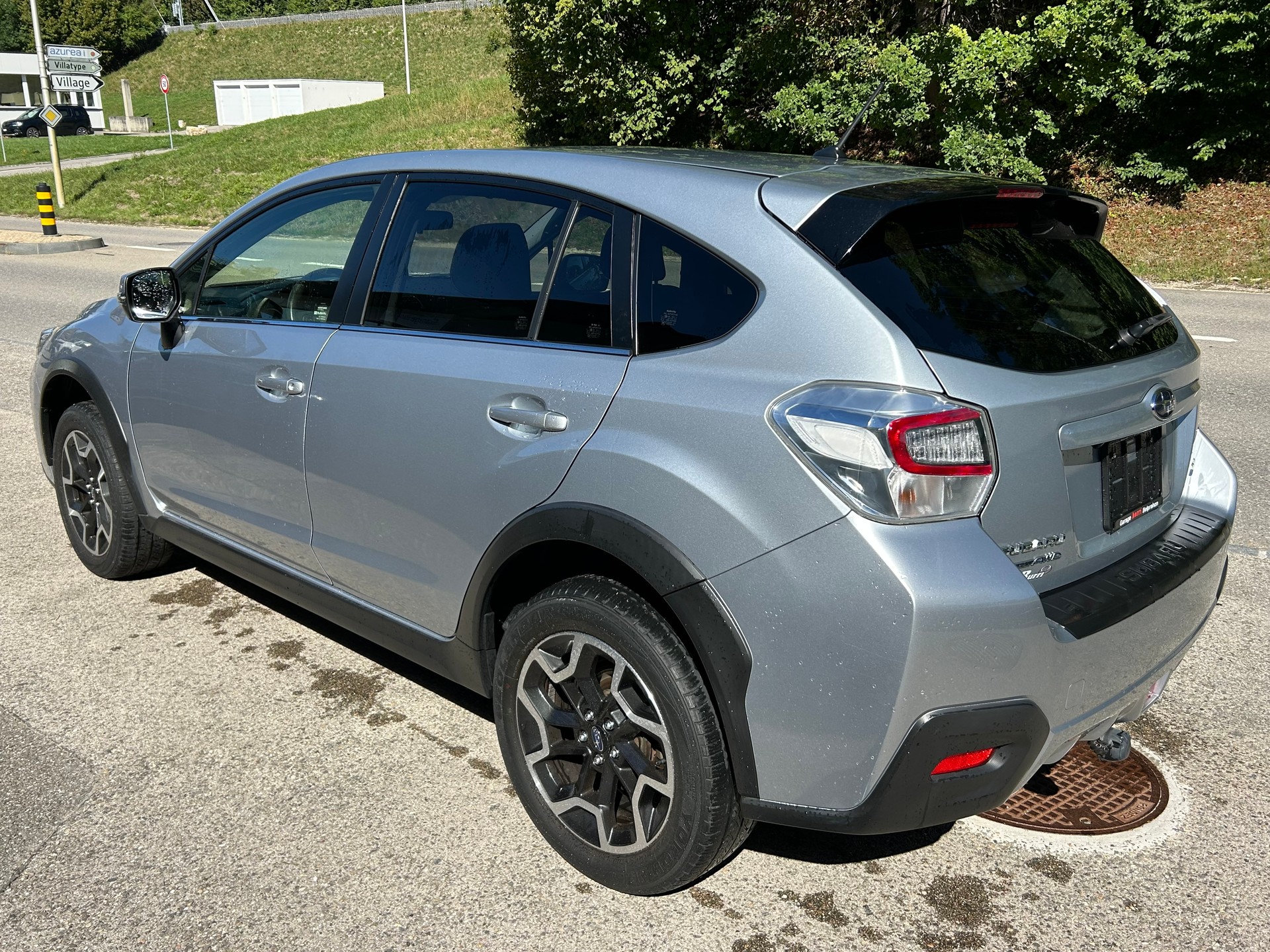 SUBARU XV 1.6 Swiss Two-image-5