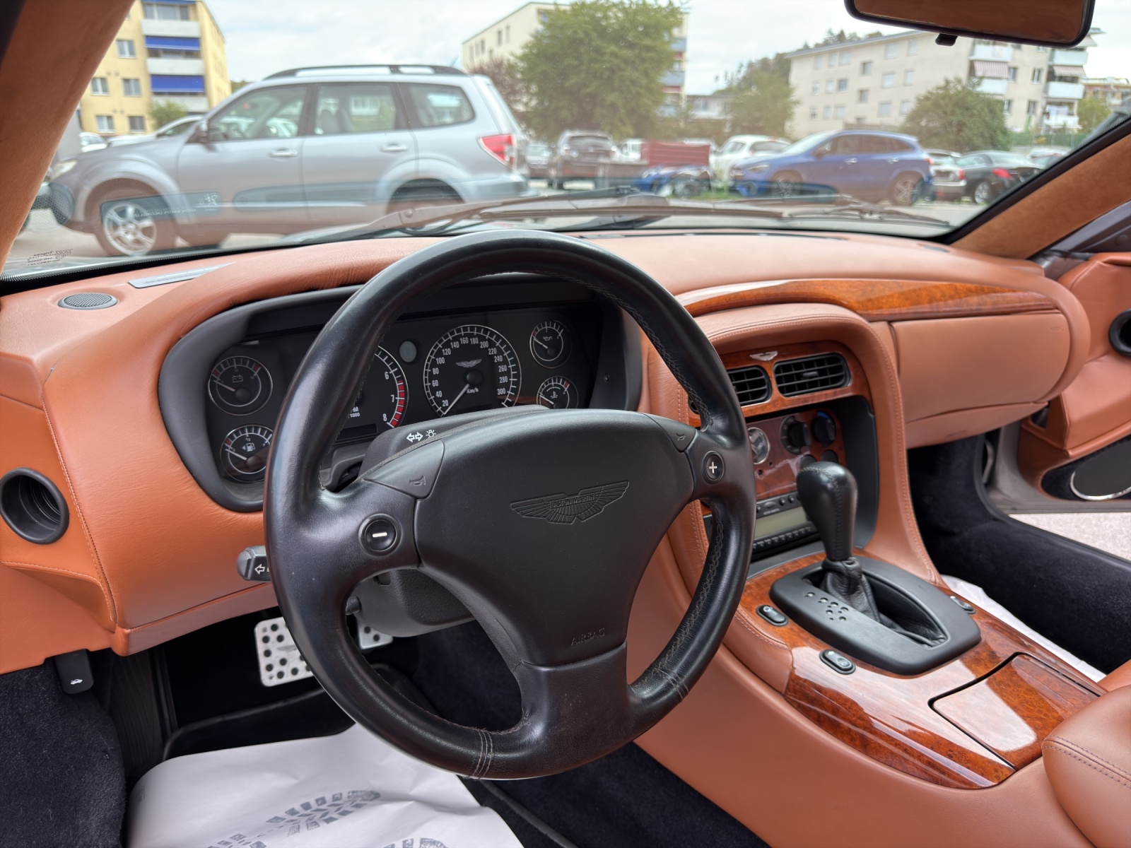ASTON MARTIN DB7 Vantage-image-21