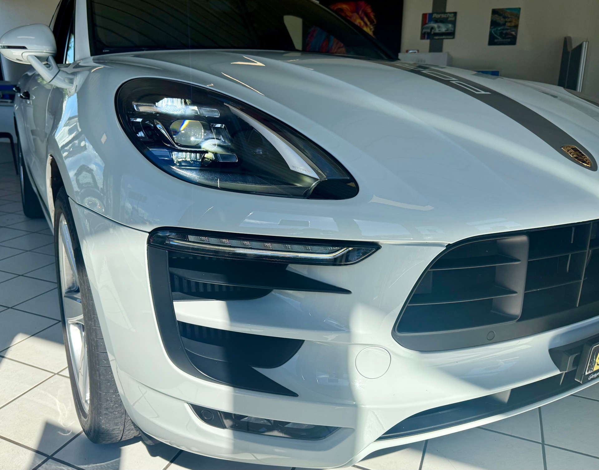 PORSCHE Macan GTS PDK-showroom-element-1