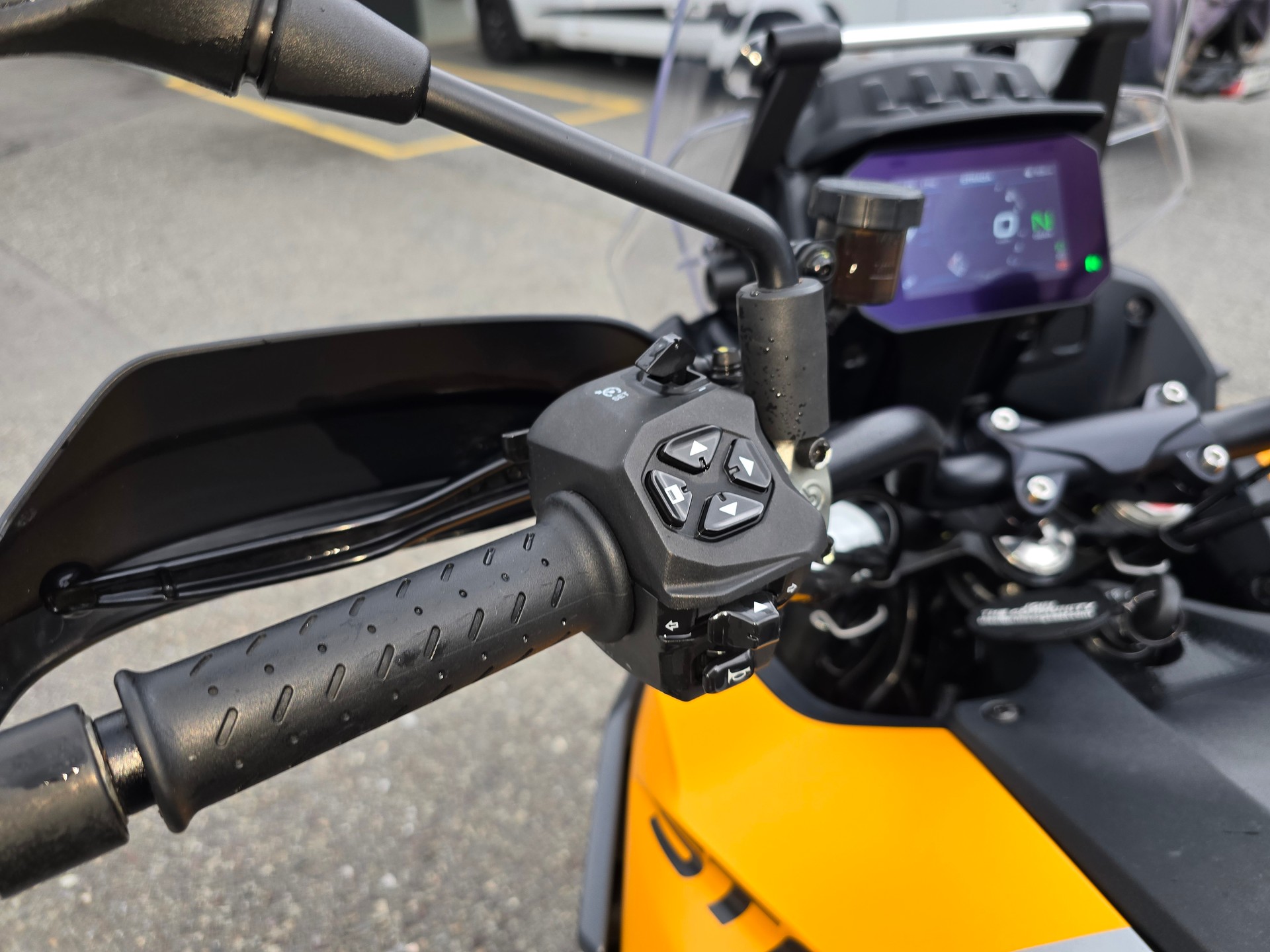 MOTO GUZZI Stelvio 1000 E5+-image-9