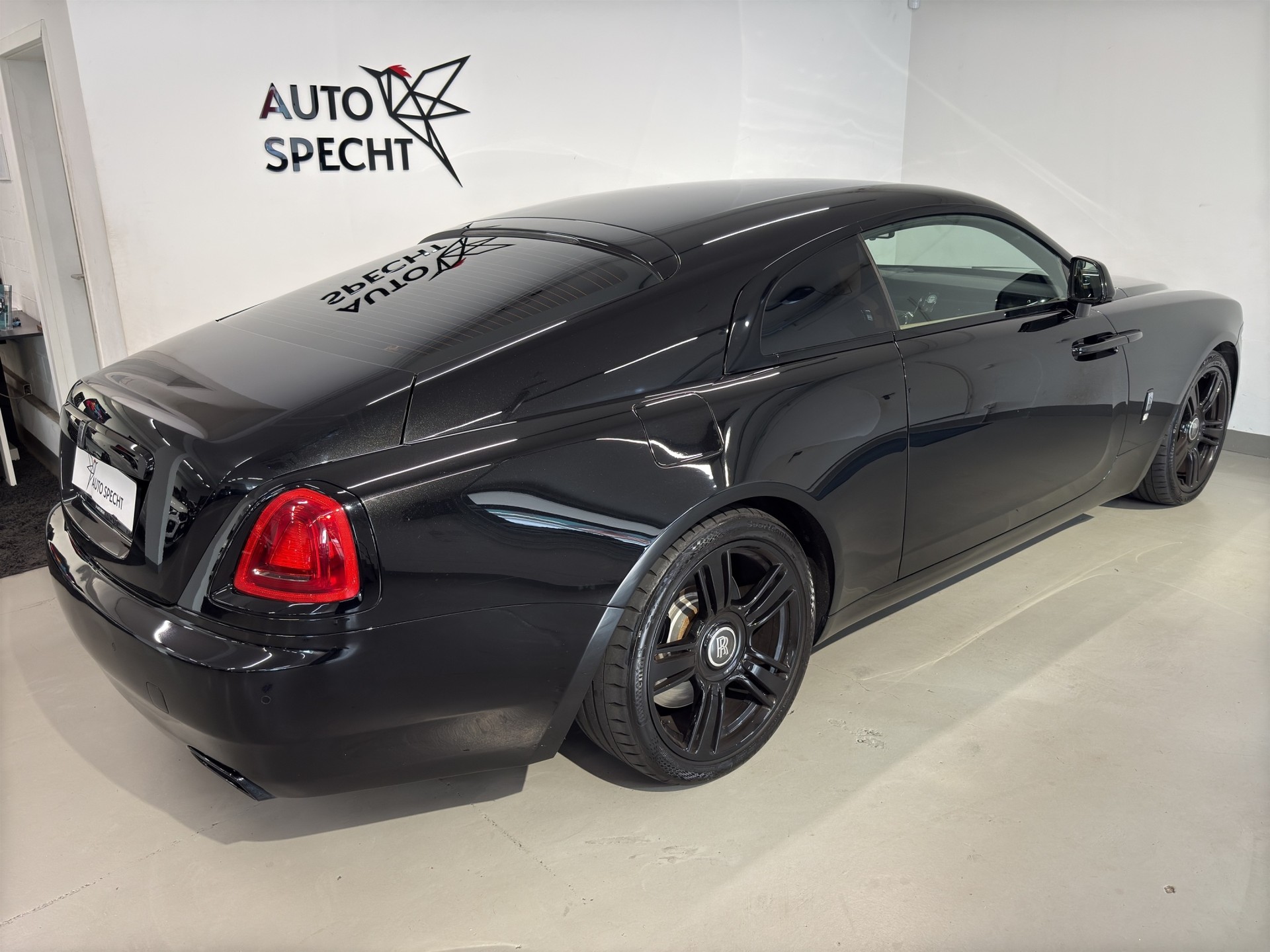 ROLLS-ROYCE COUPE 6.6 V12-showroom-element-3