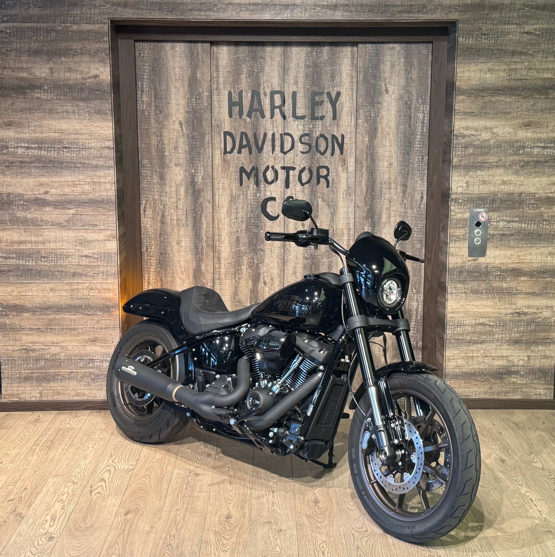 HARLEY-DAVIDSON FXLRS Low Rider S 117-showroom-element-1